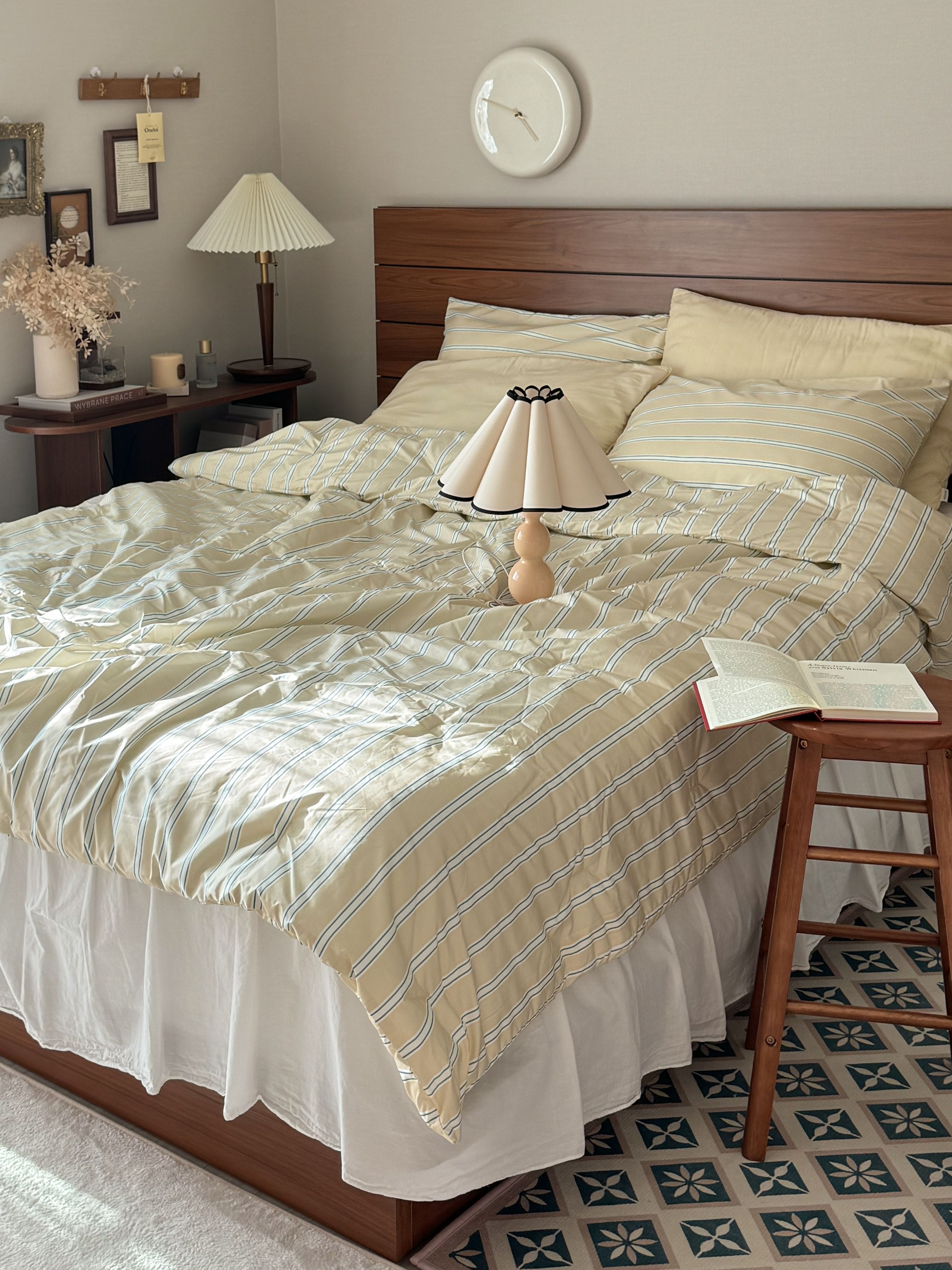 Self-Warming Stripe Comforter Set user photo