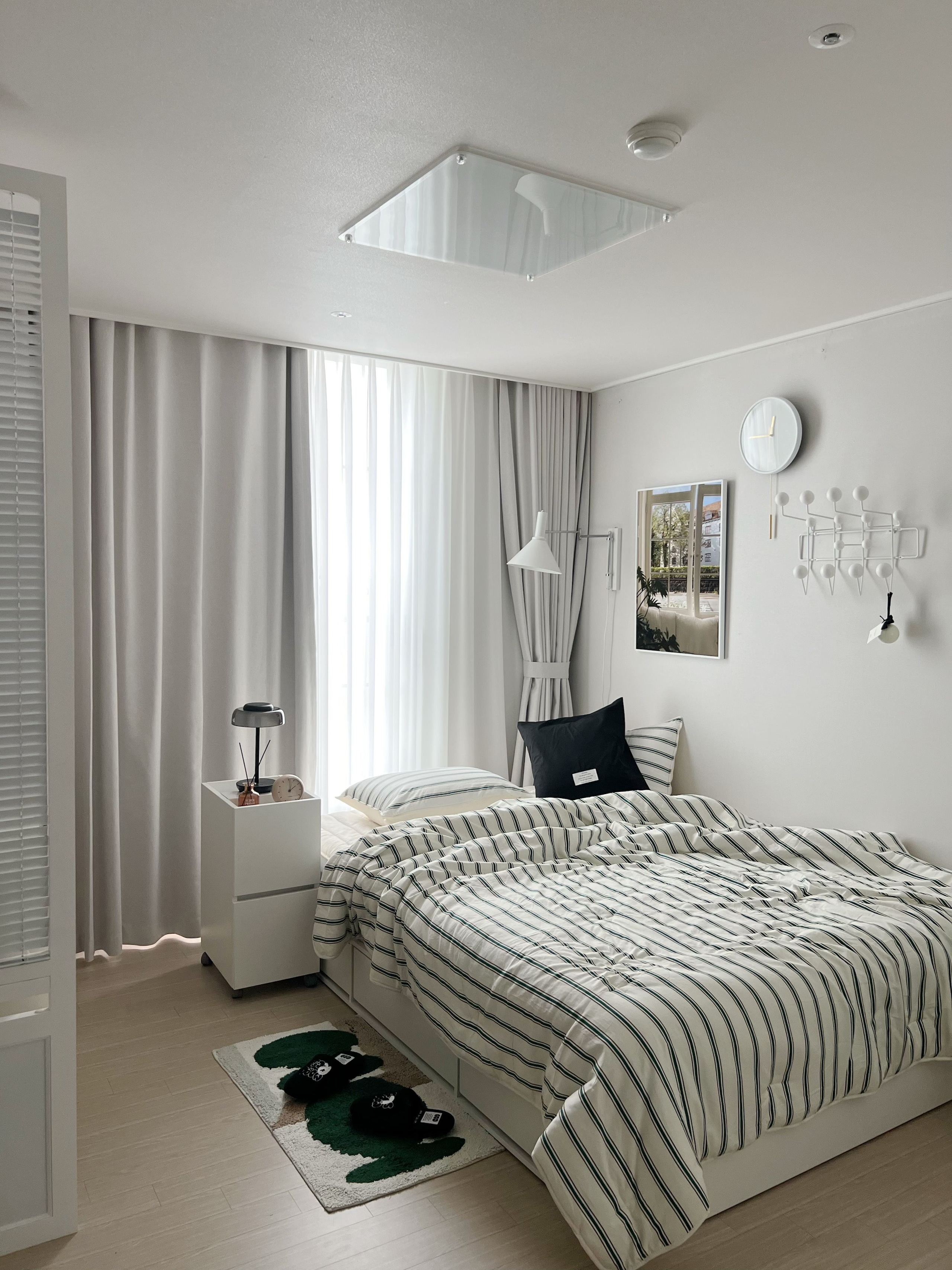 Deep Sleep Stripe All Season Comforter Set user photo