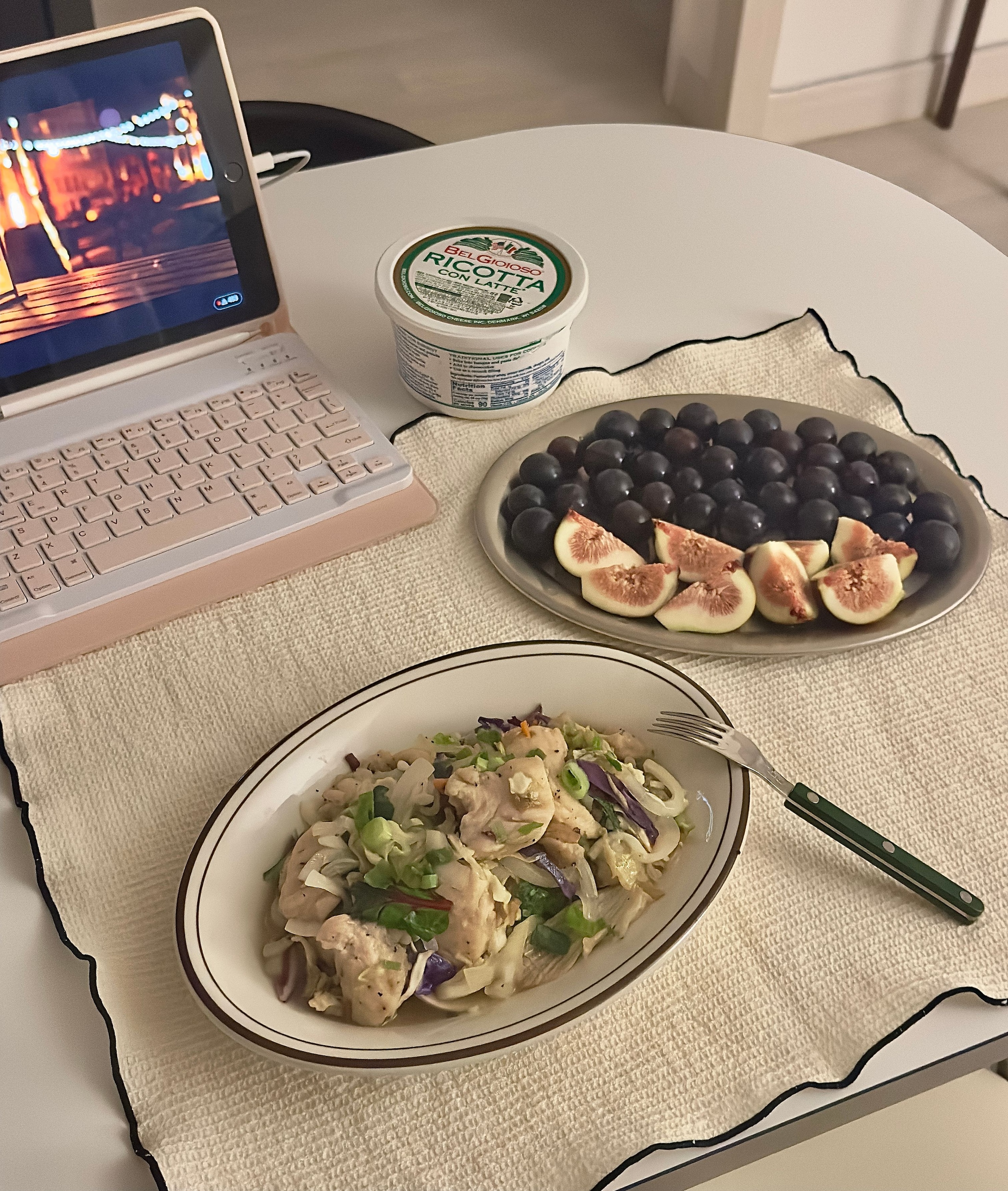 Black Line Kitchen Cloth user photo