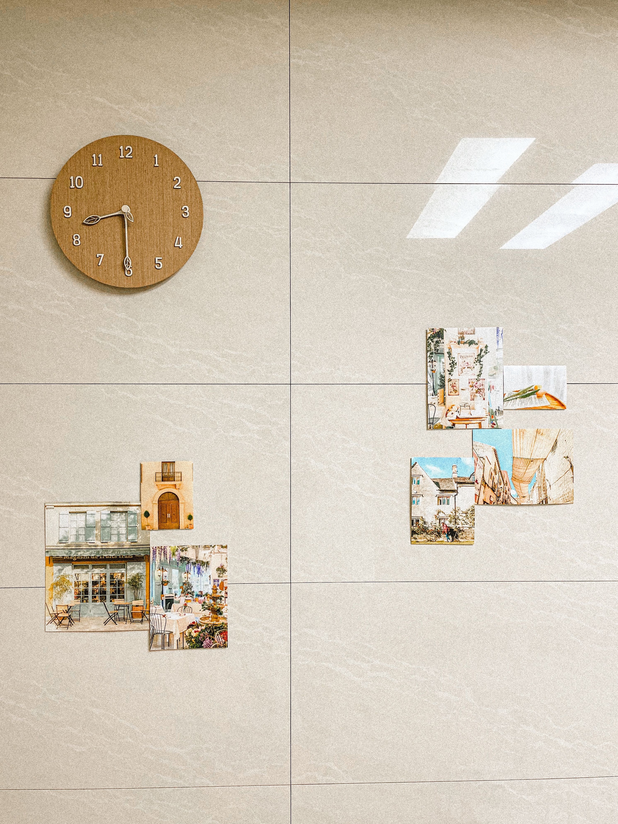 Wood Nature Leaf Wall Clock user photo