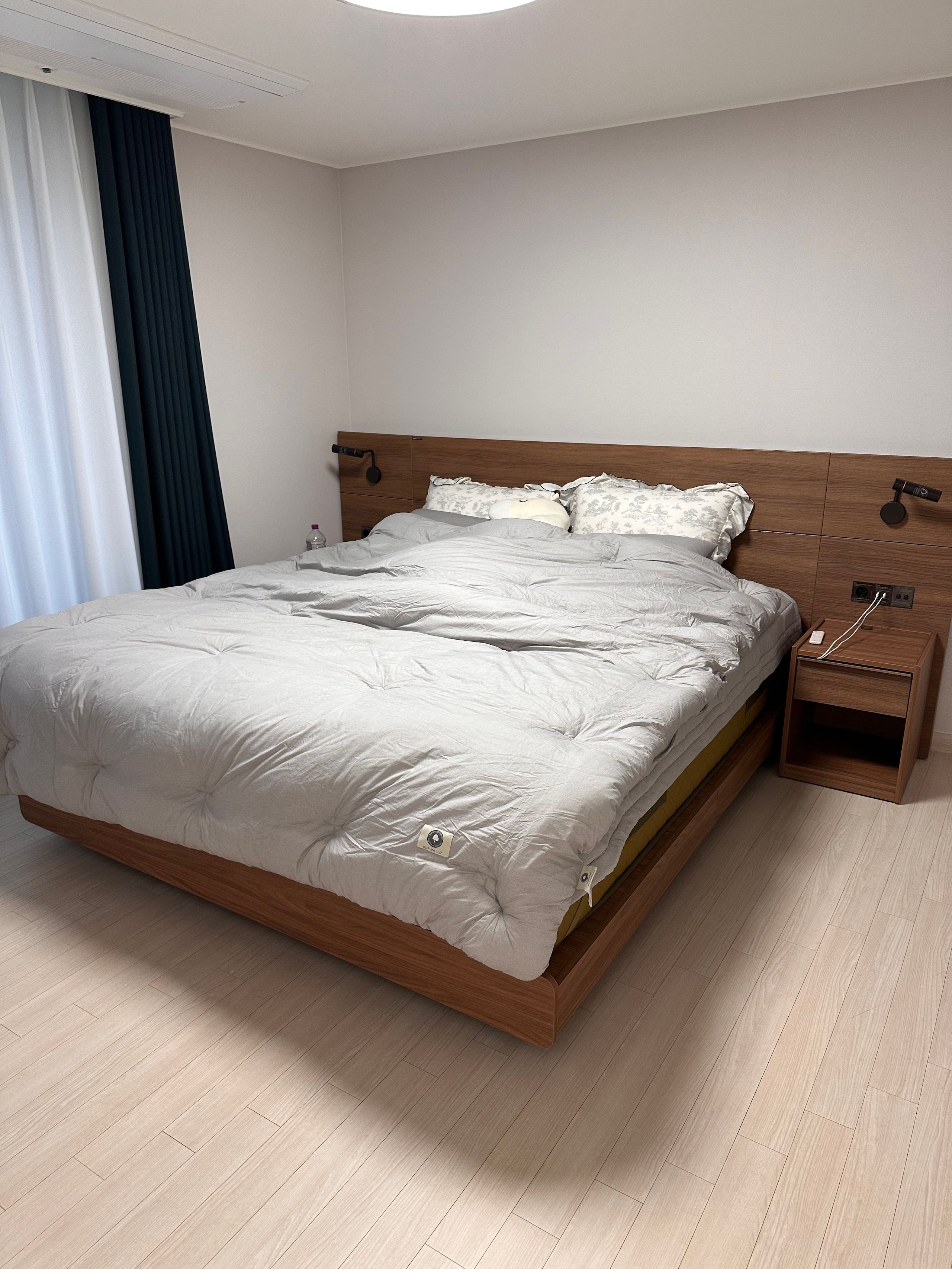 Hotel Style Dust-Free Frill Pillowcase user photo