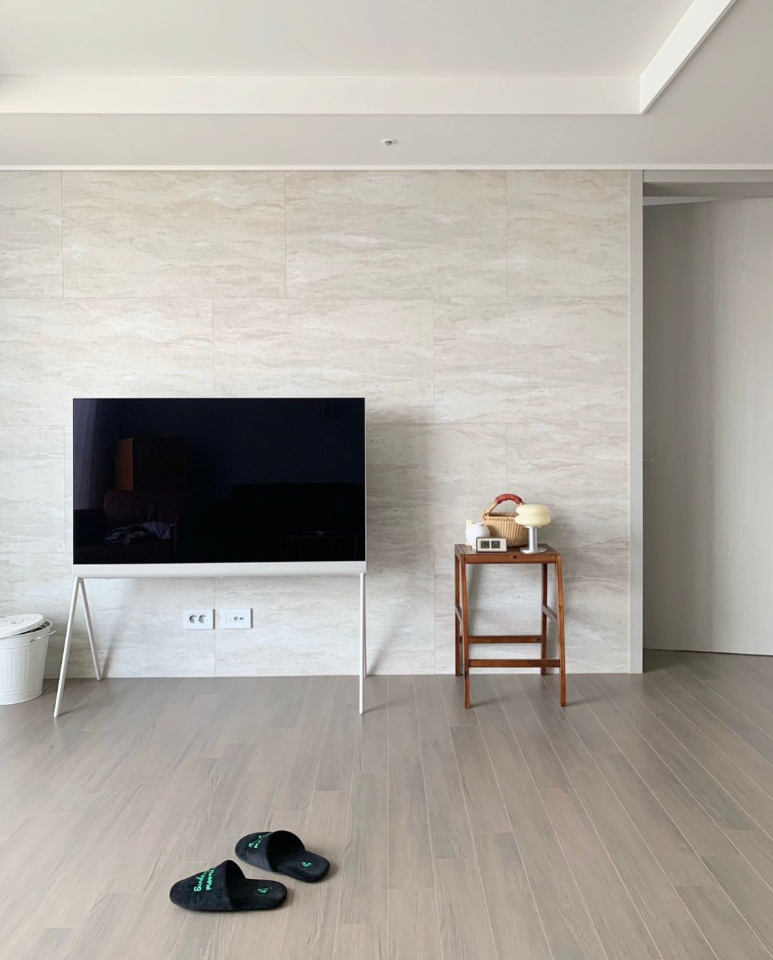 Soft Velvet Home Slippers - Set of 2 user photo