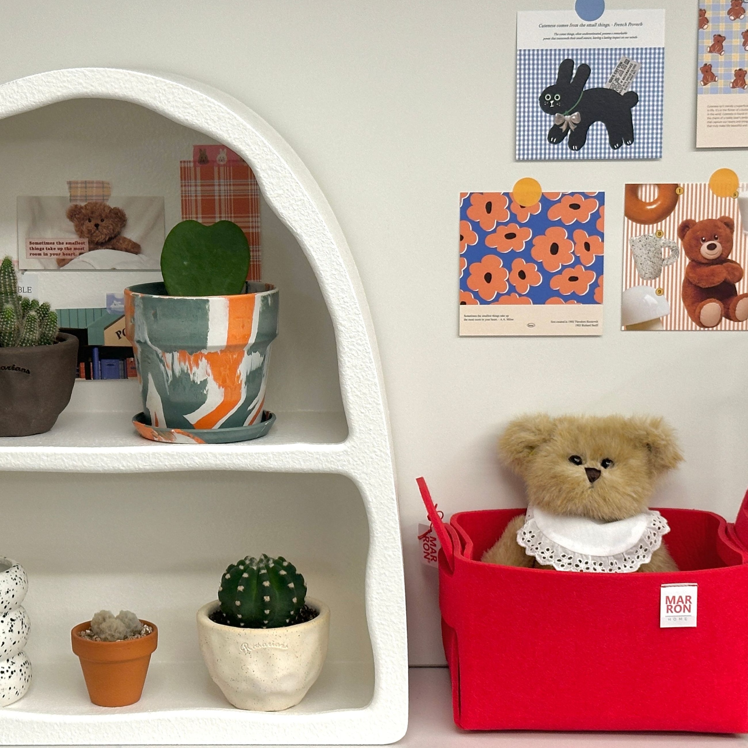 Two-Tier Arched Display Shelf user photo