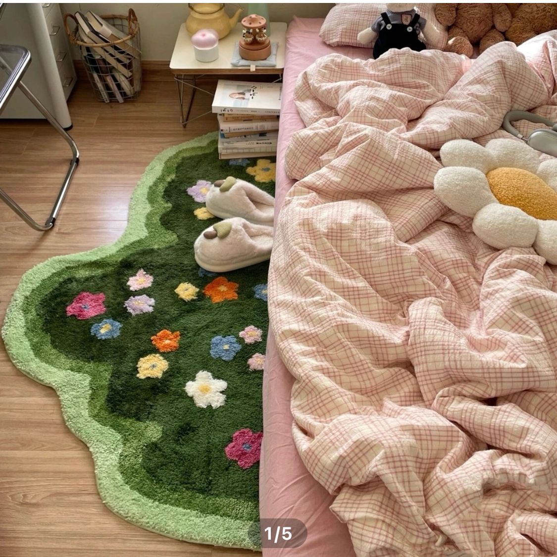 Flower Garden Tufted Rug user photo