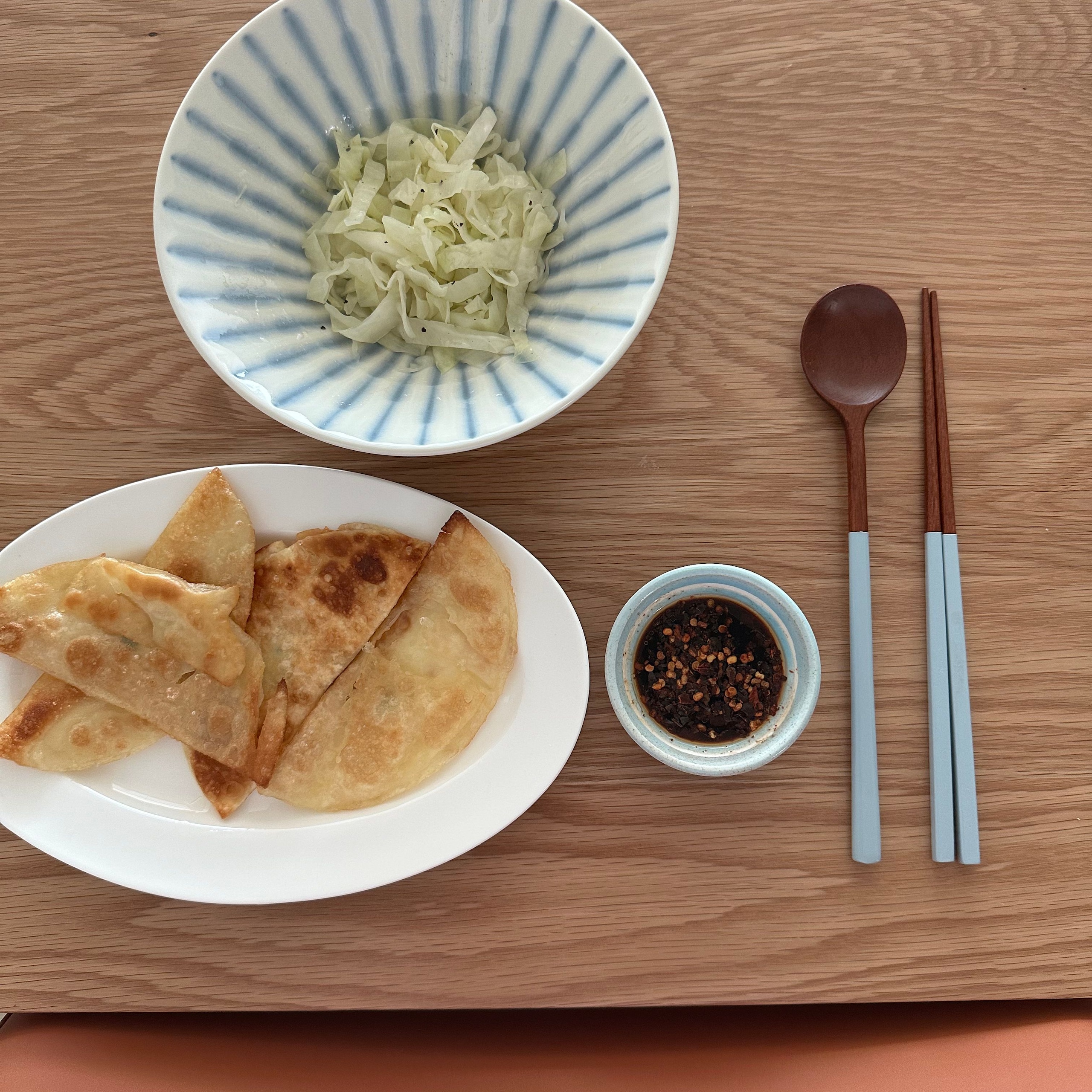 Dual-Tone Chopsticks & Spoon Set user photo