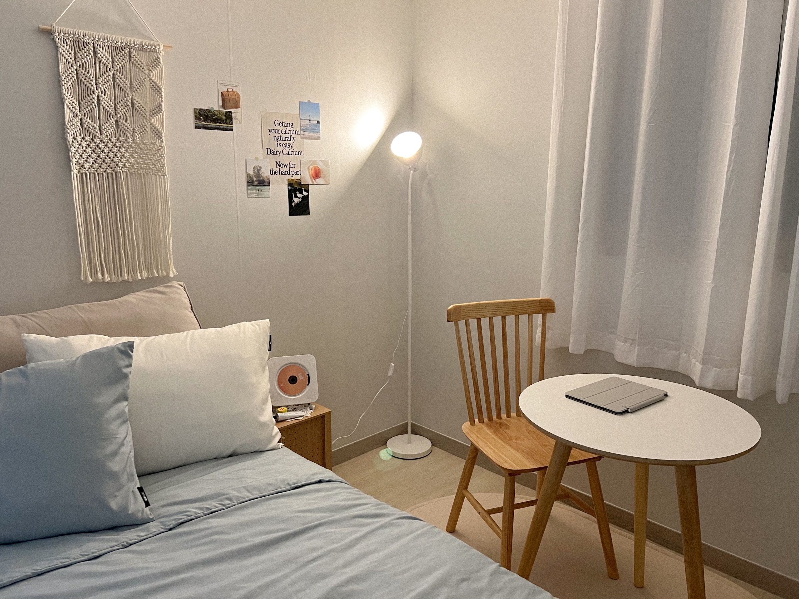 Sono Round Wood Dining Table user photo