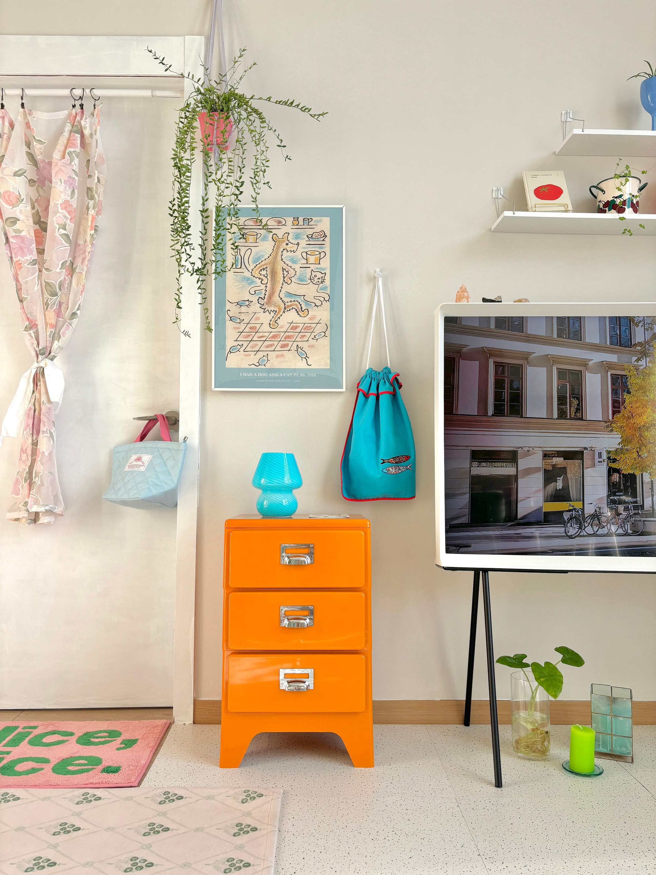 Mid-Century Vintage Steel Drawer Chest user photo
