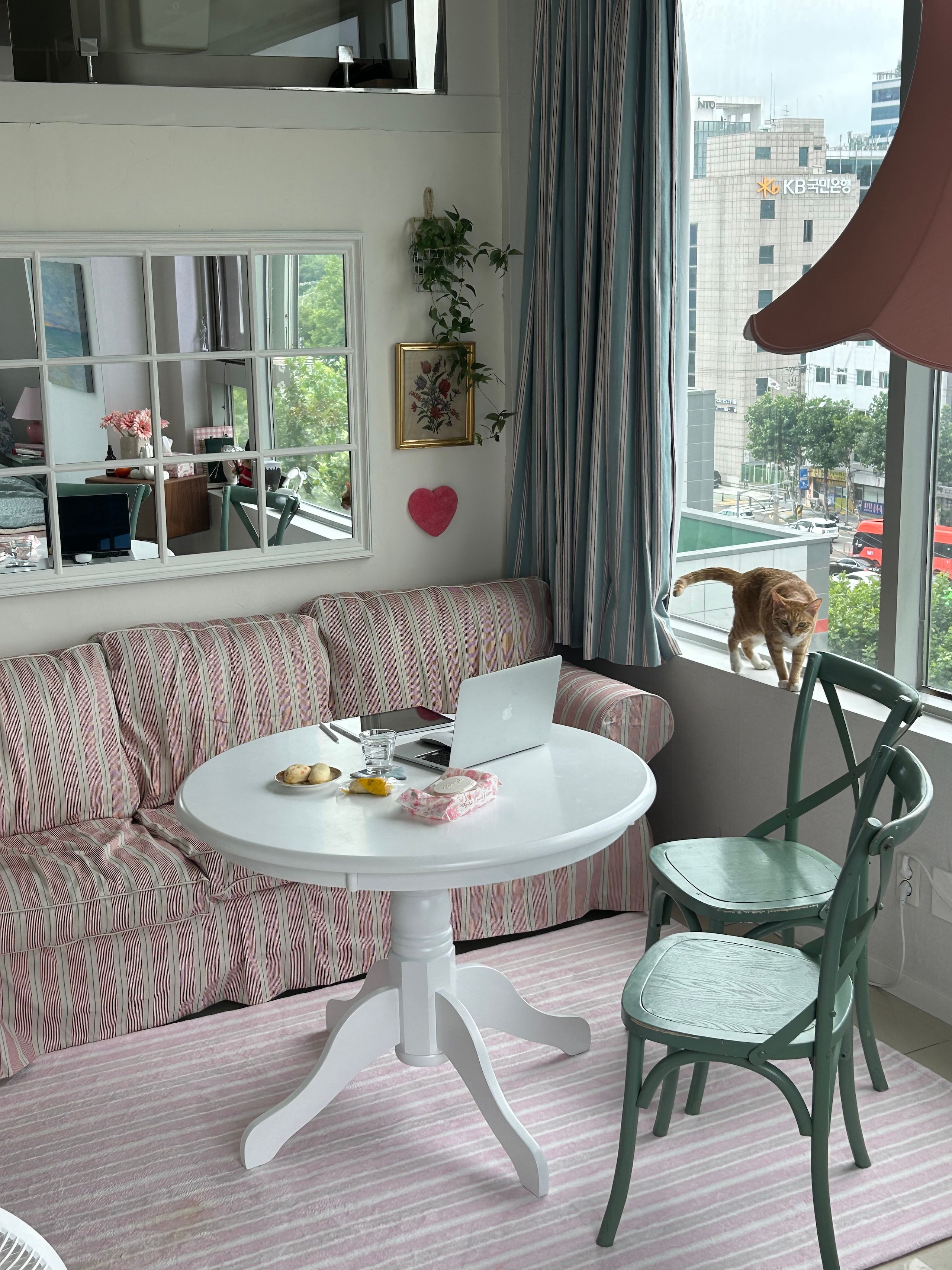 Modern Pink Stripe Microfiber Rug user photo
