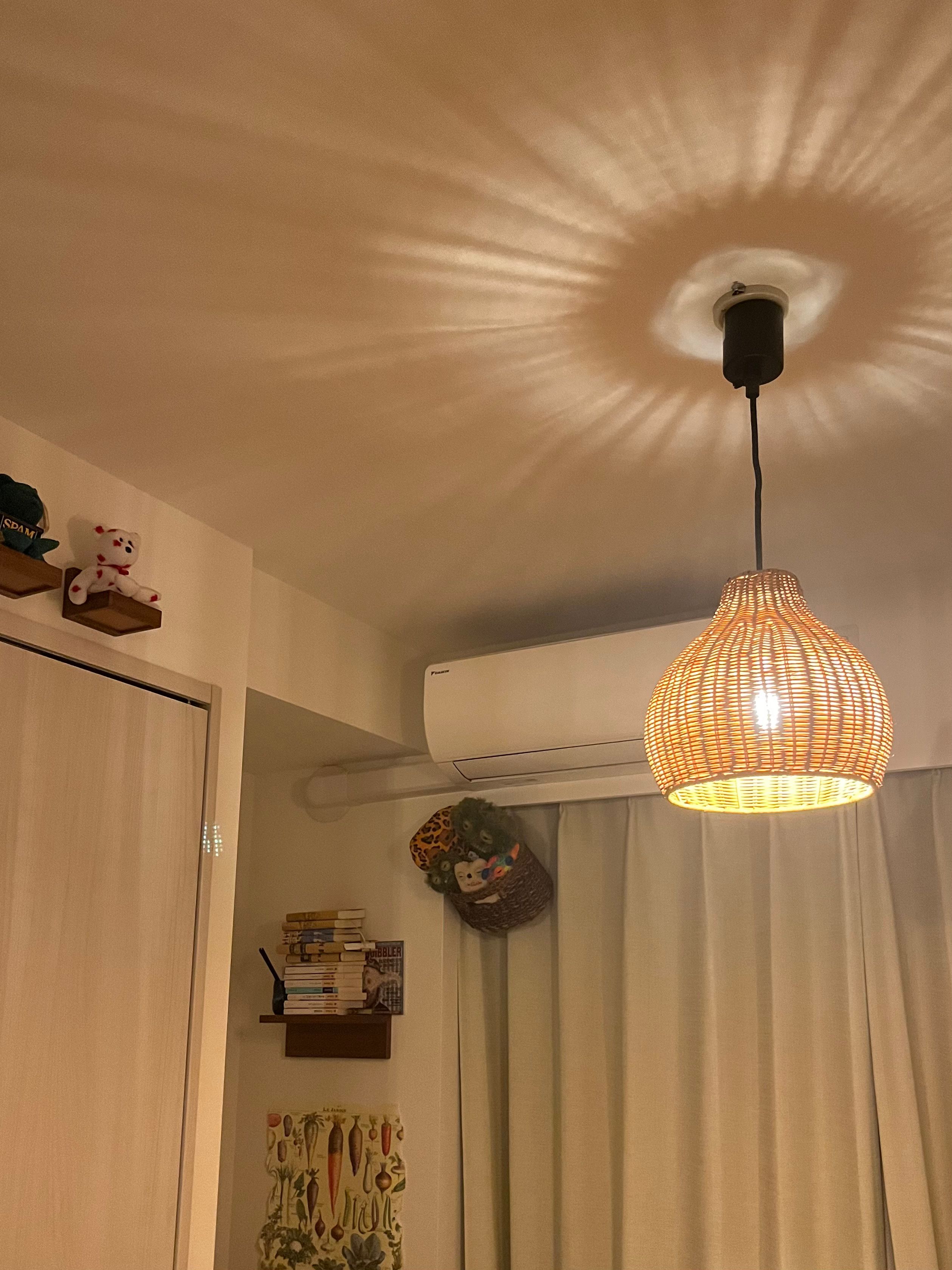 ニトリ ラタンシェードペンダントライト 3灯 ANM (Living in Comfort