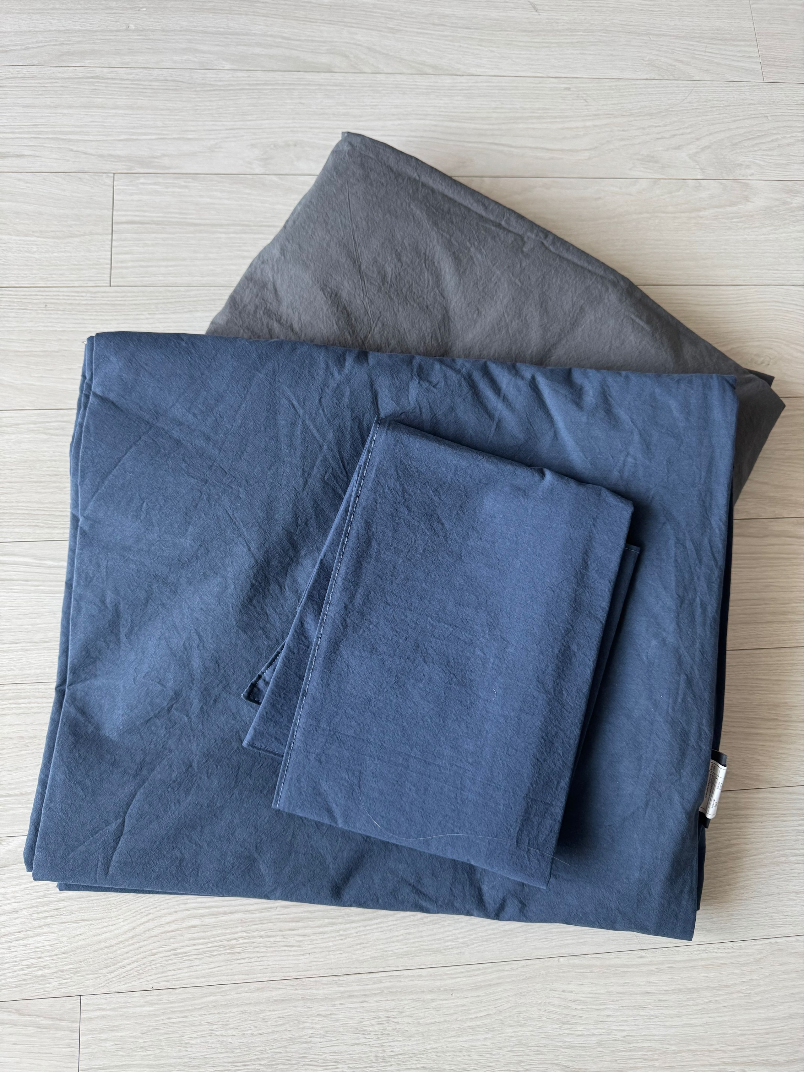 Around Hotel Bedding 60s High Density Cotton Fitted Sheet user photo