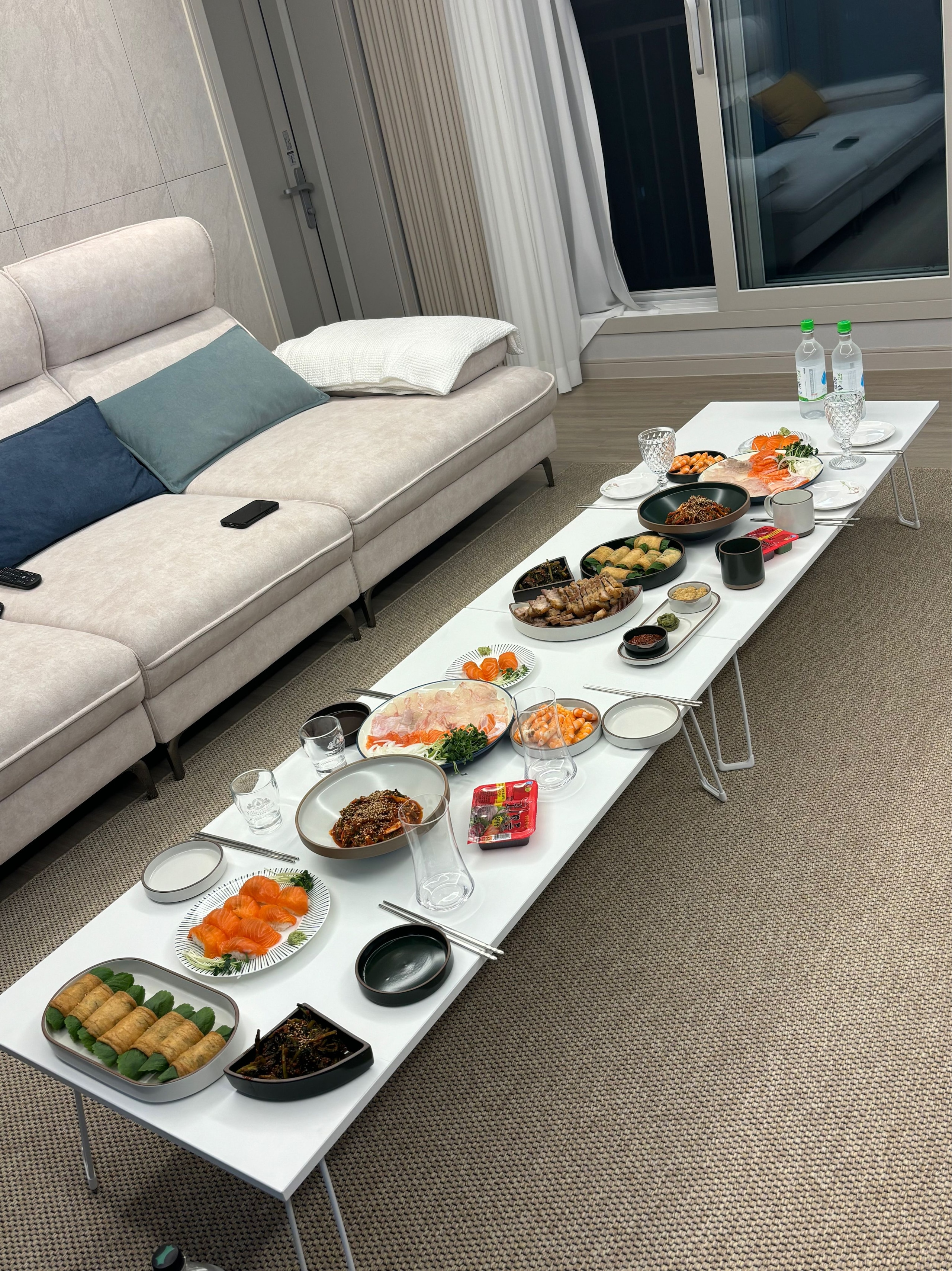 Mitte Square Folding Floor Table user photo