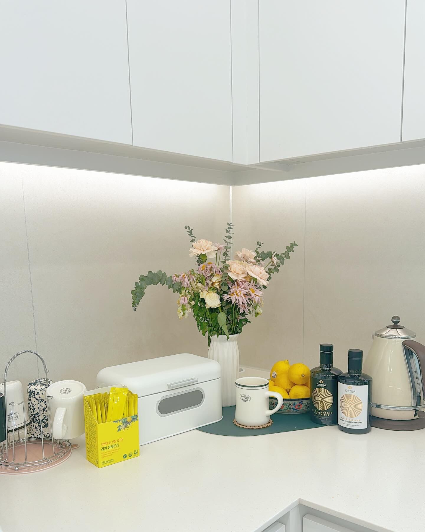 Home Bar Coffee Cup Stand user photo