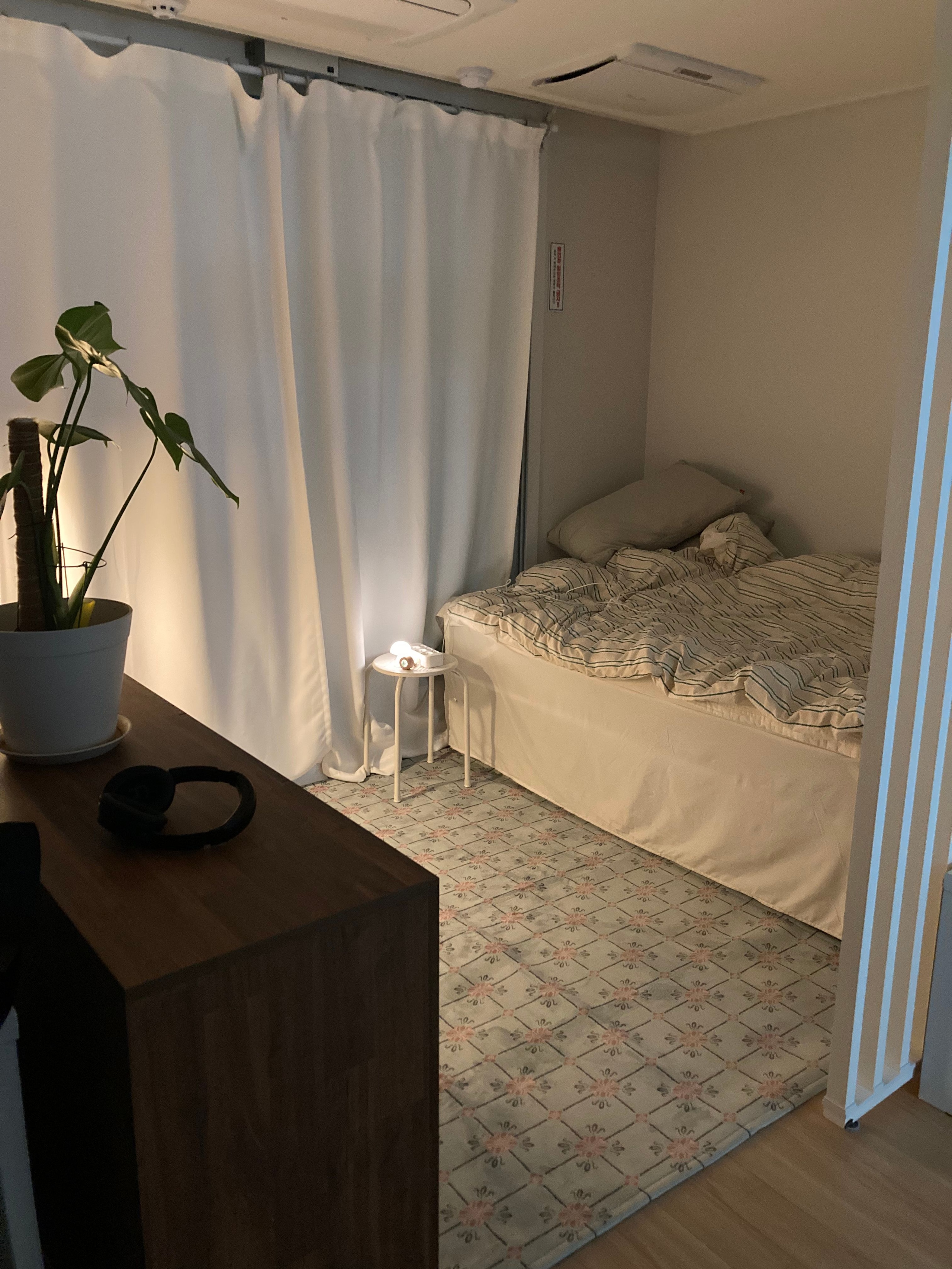 The frigg レトロカーペット ラグ 150×200 韓国インテリア】The Frigg 北欧風ラグマット（S）100*150 (the frigg