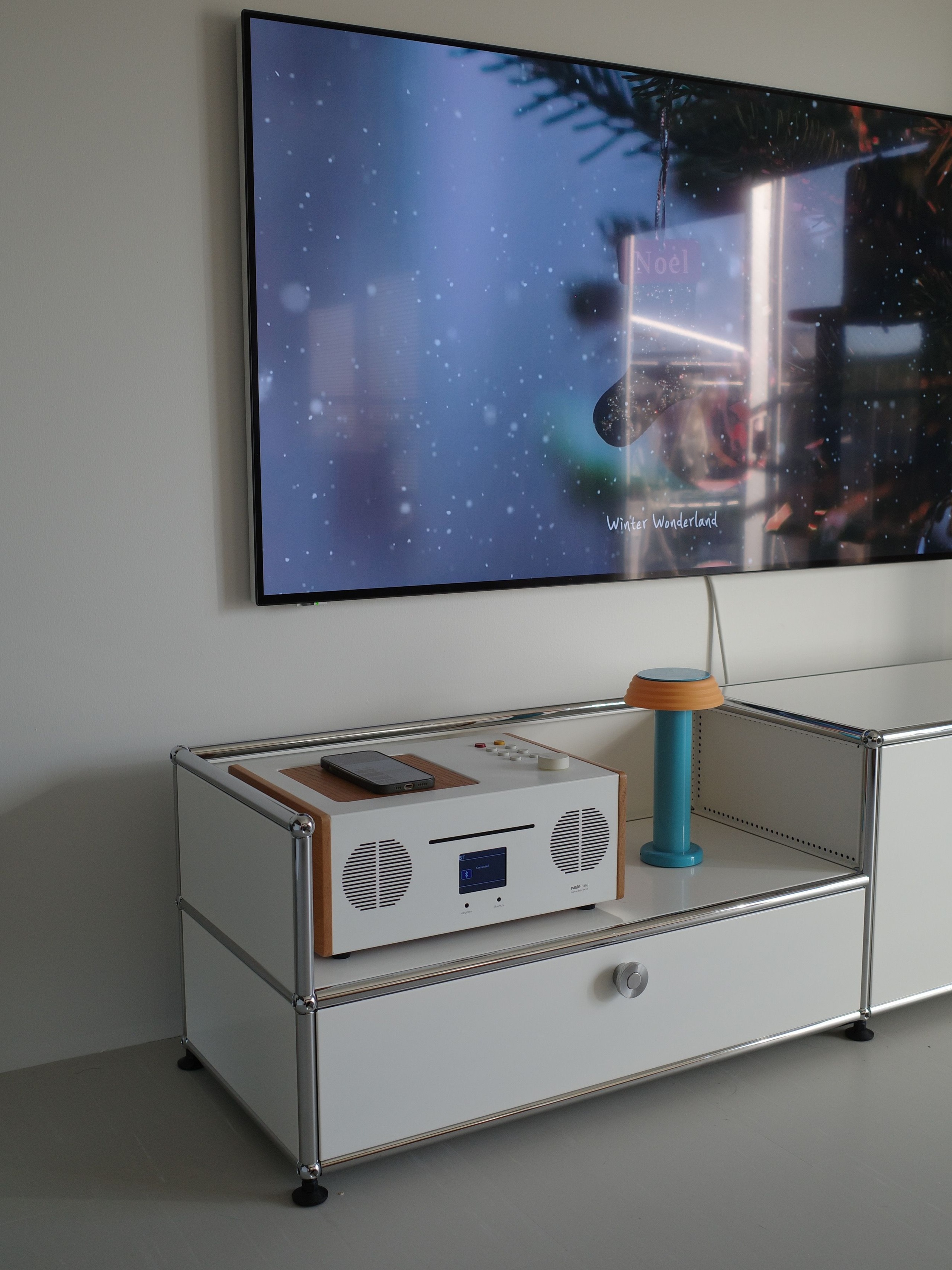 USMハラー　テレビボード テレビボード 1523 キャスター付き JPQS041［ USMハラー ］ | REAL