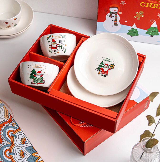 Santa Christmas Dinnerware Set for 4 user photo