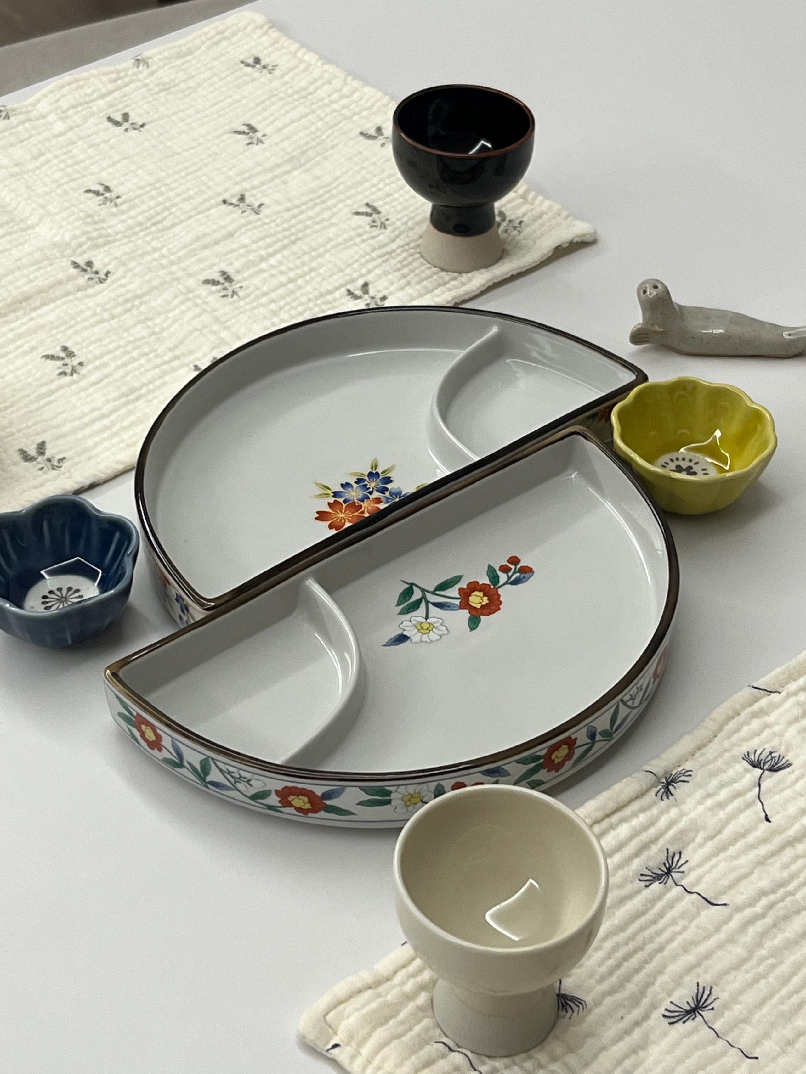 Semi-Circle Divided Sushi Plate Set (2-Piece) user photo