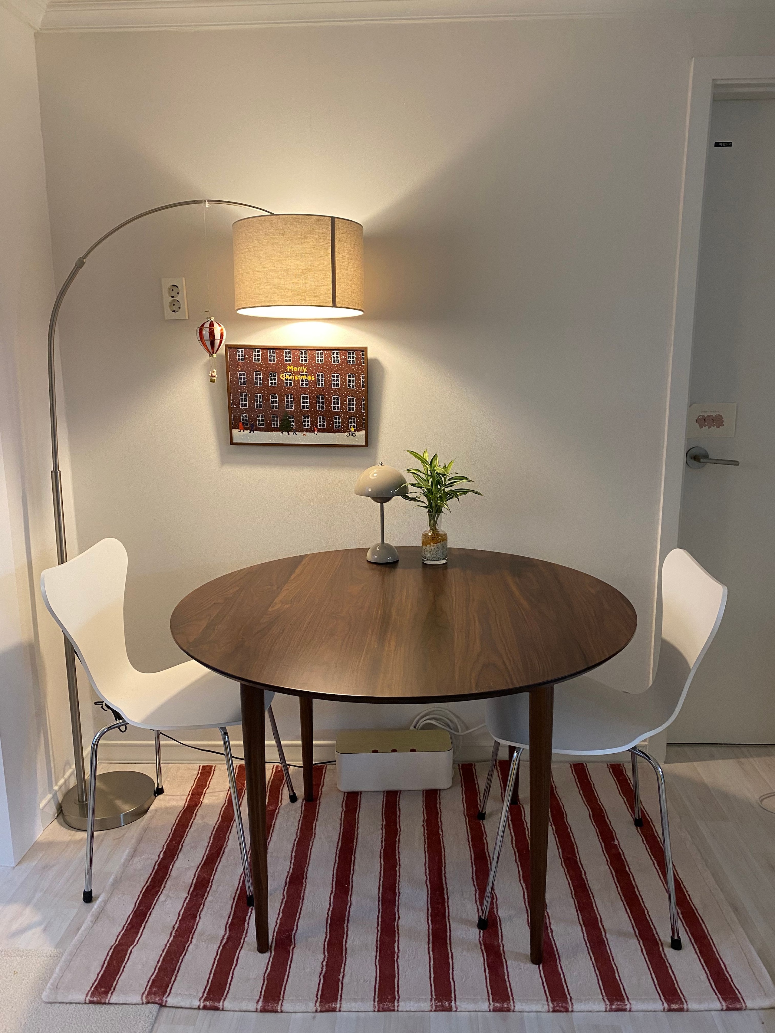 Red Stripe Pattern Rug user photo