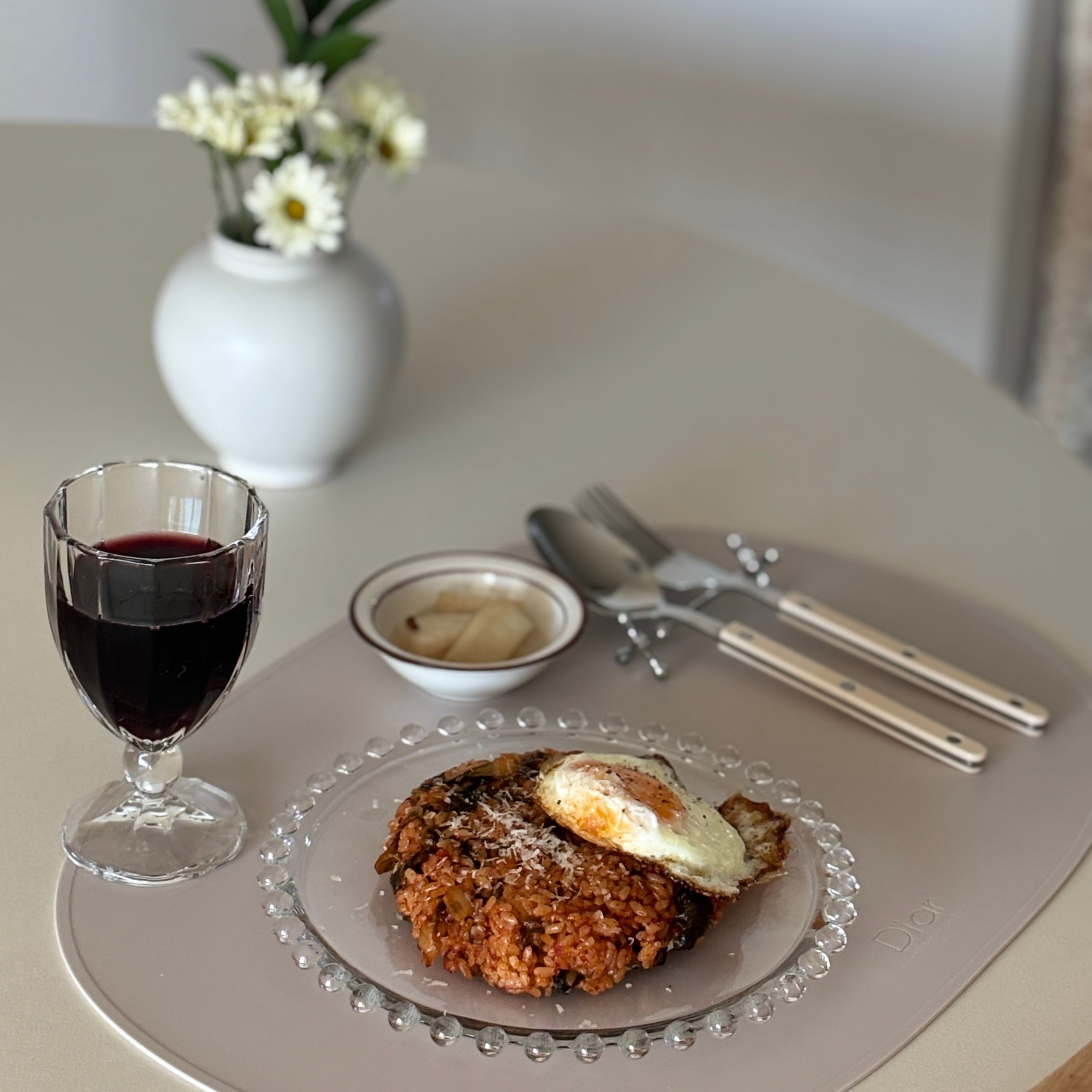 Modern Color-Handled Flatware Set for 2 (8-Piece) user photo