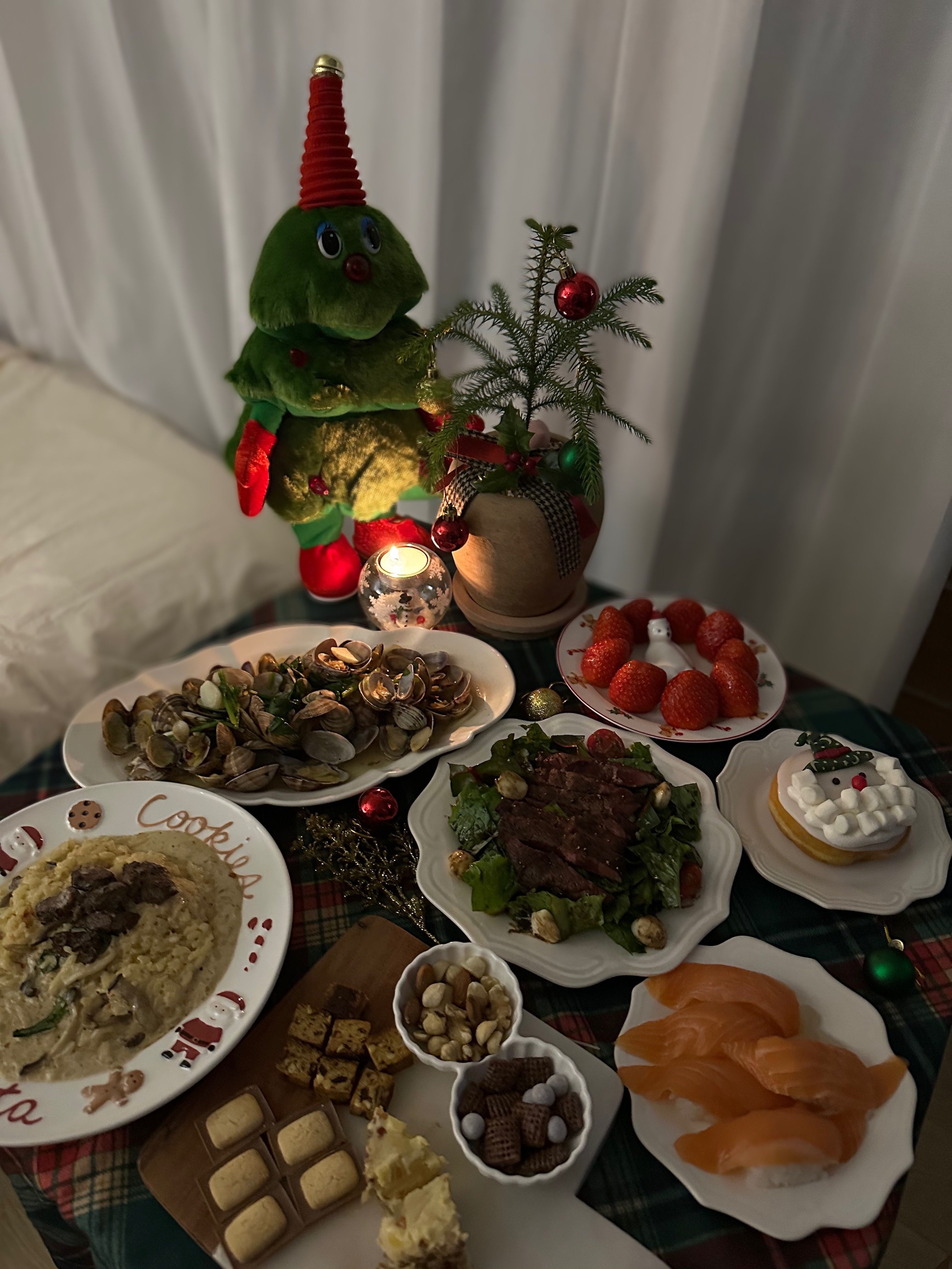 Stable Scalloped Plate Set (3-Piece) user photo