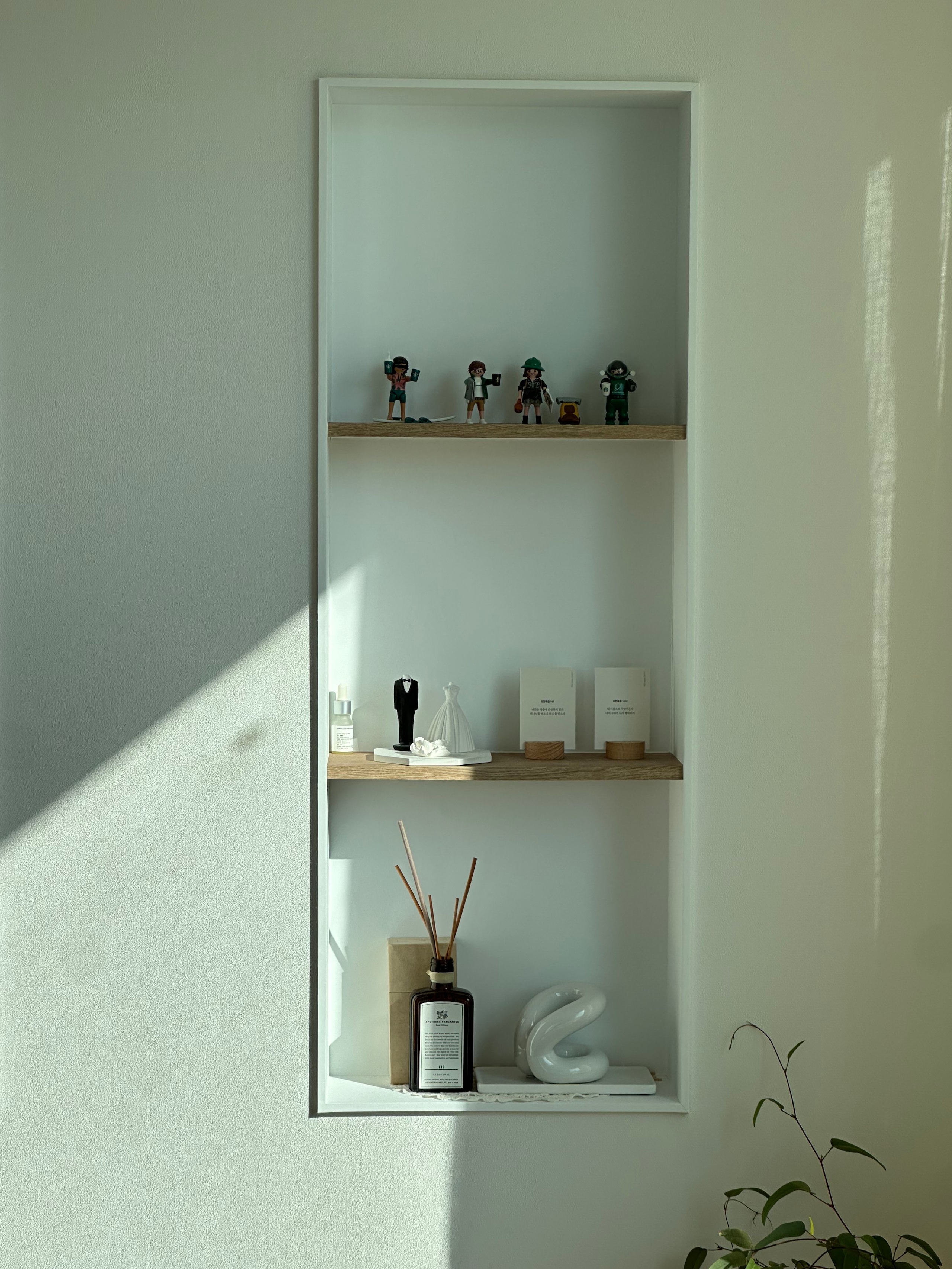 Ceramic Toothbrush Holder and Tray Set user photo