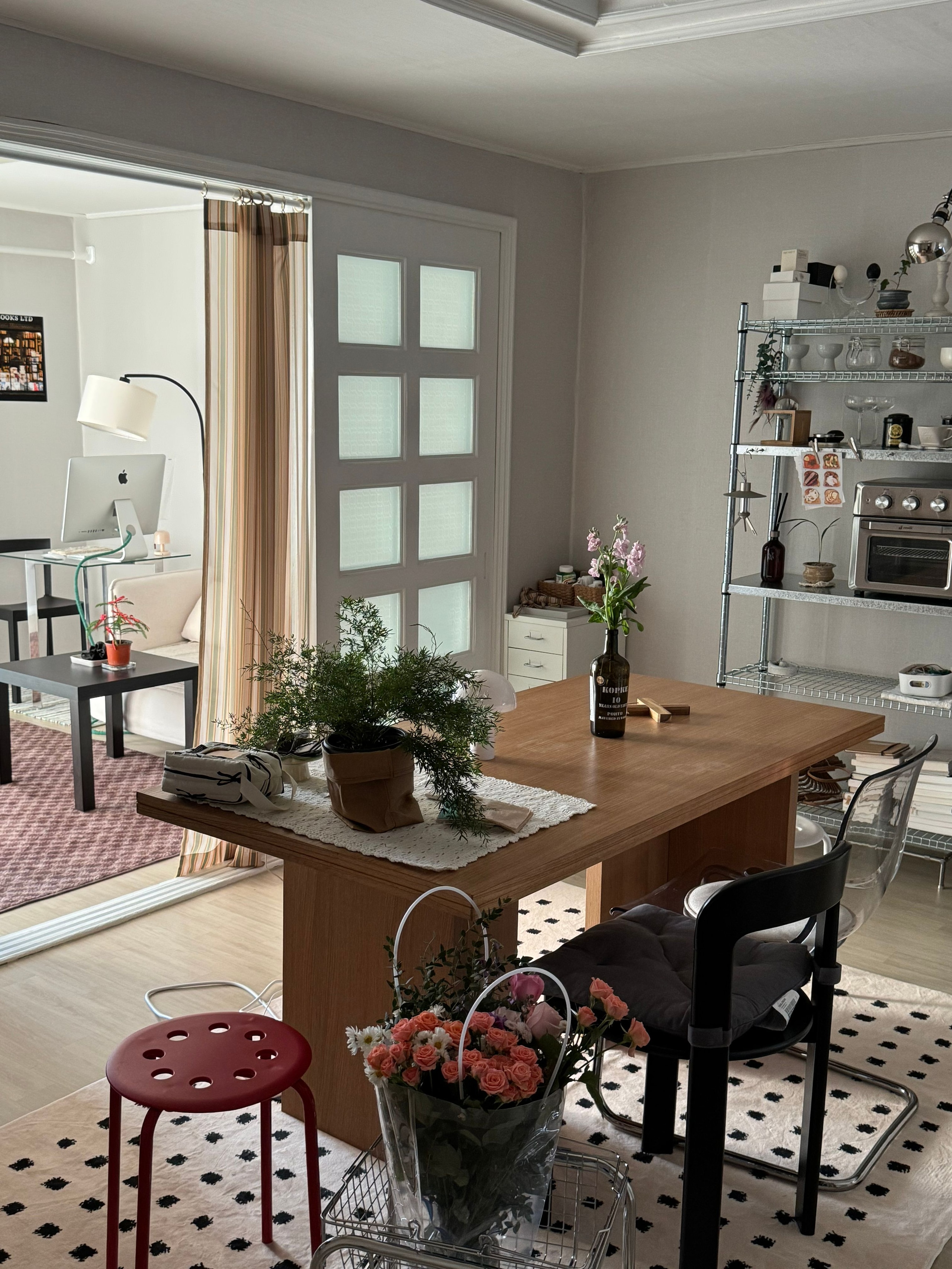 Solid Wood Curve Back Dining Chair user photo