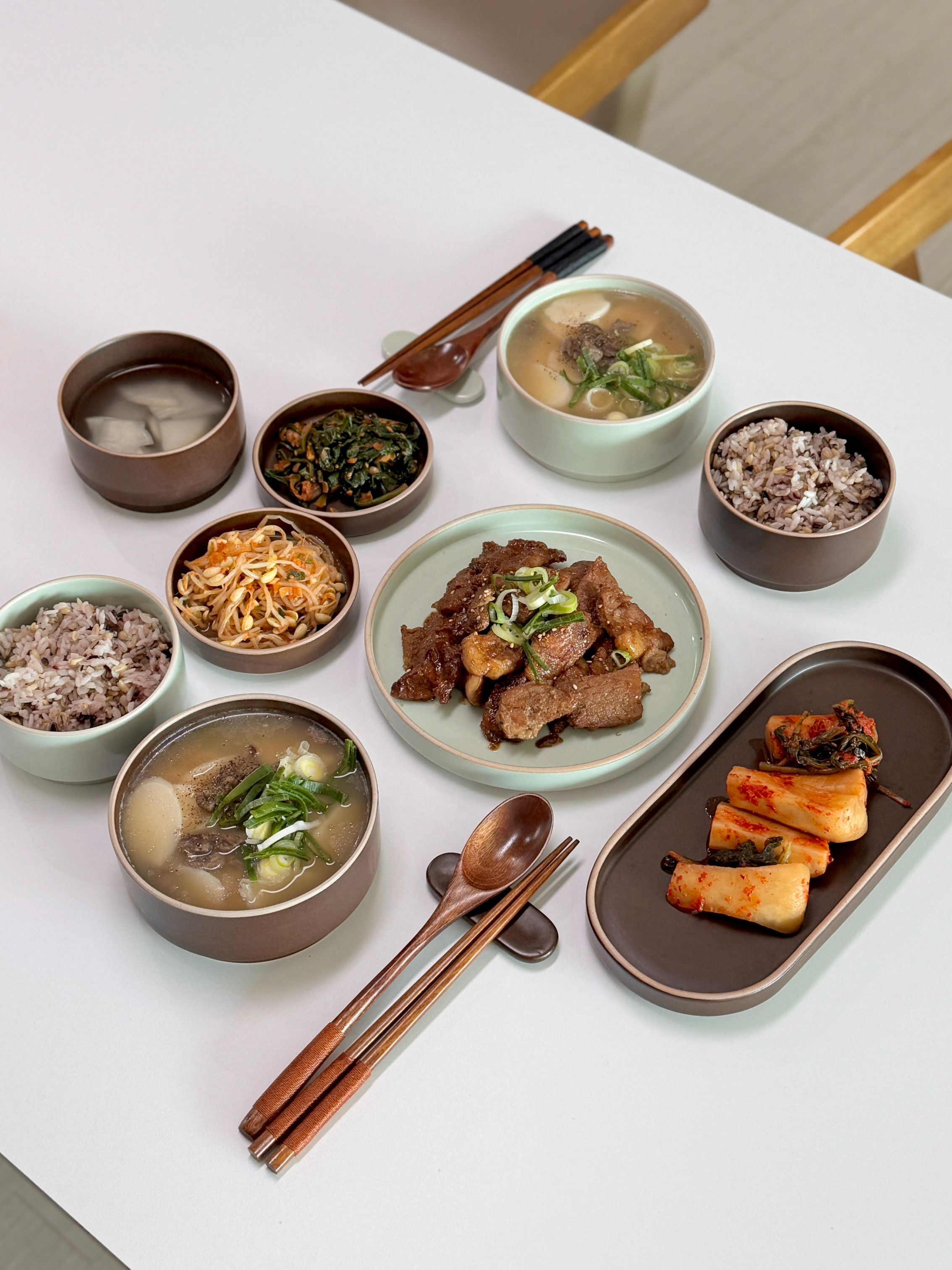 Olhum Korean Dinnerware Set for 2 (13-Piece) user photo