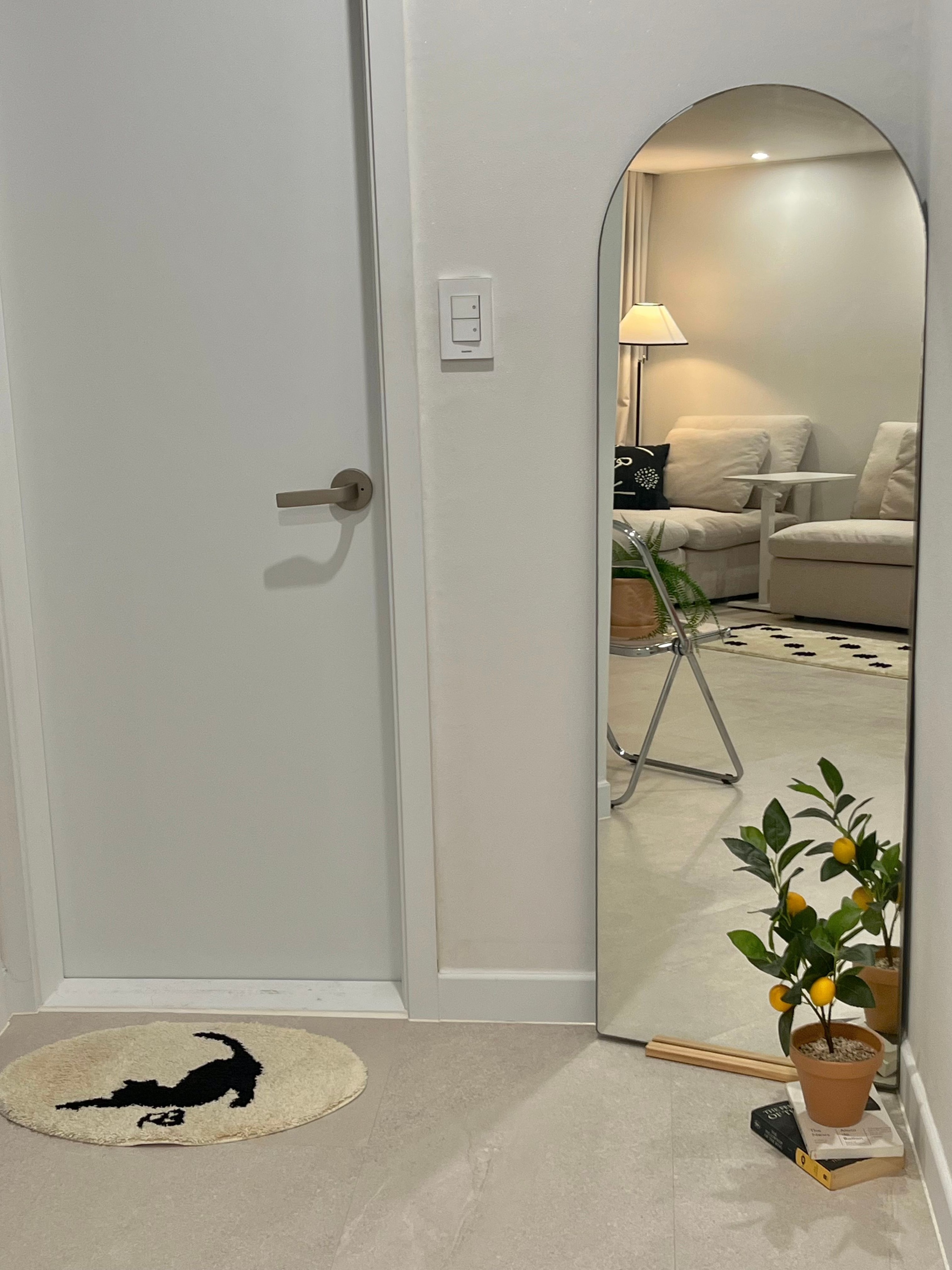 Elegant Cat Silhouette Accent Rug user photo
