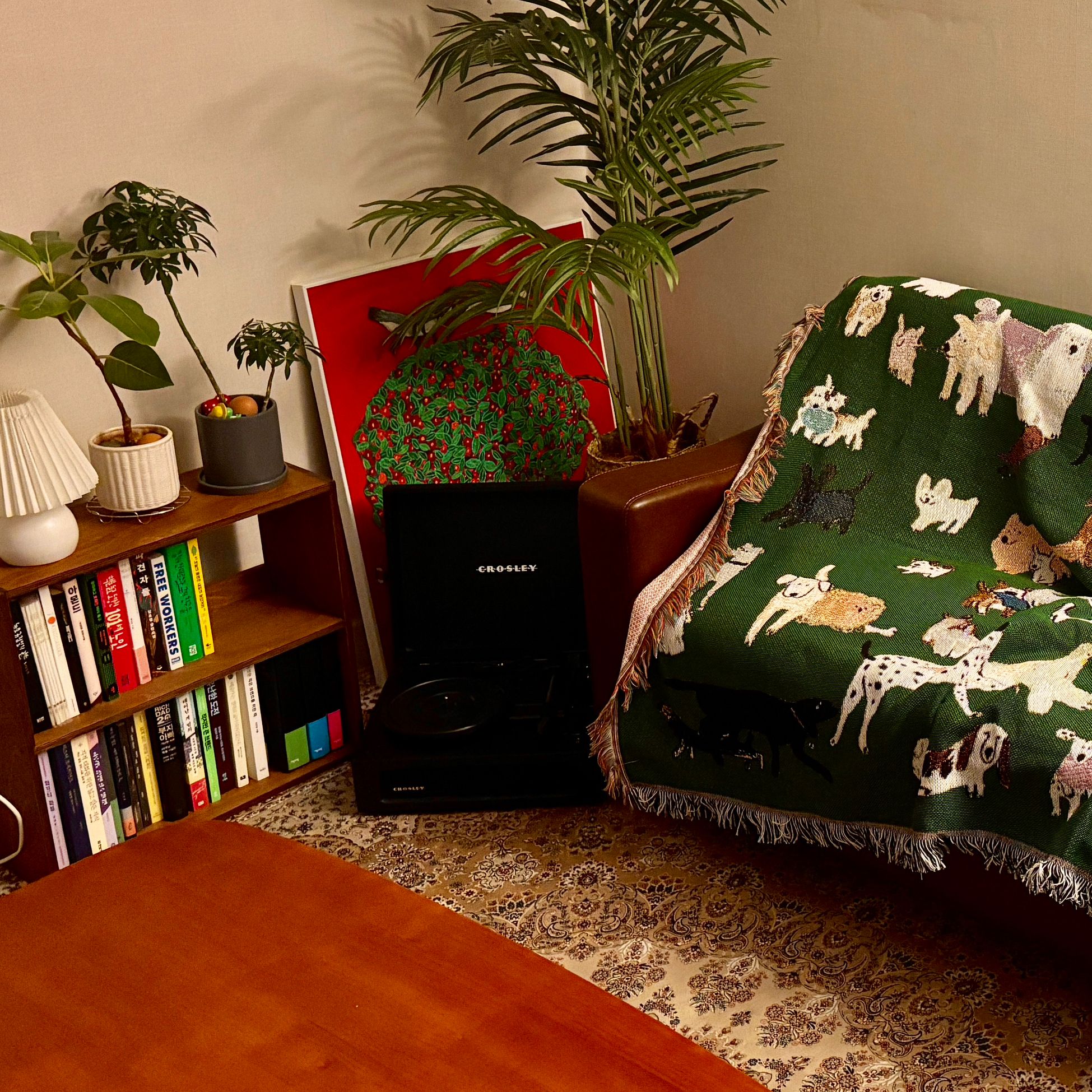 OAH Round Wood Plant Stool user photo