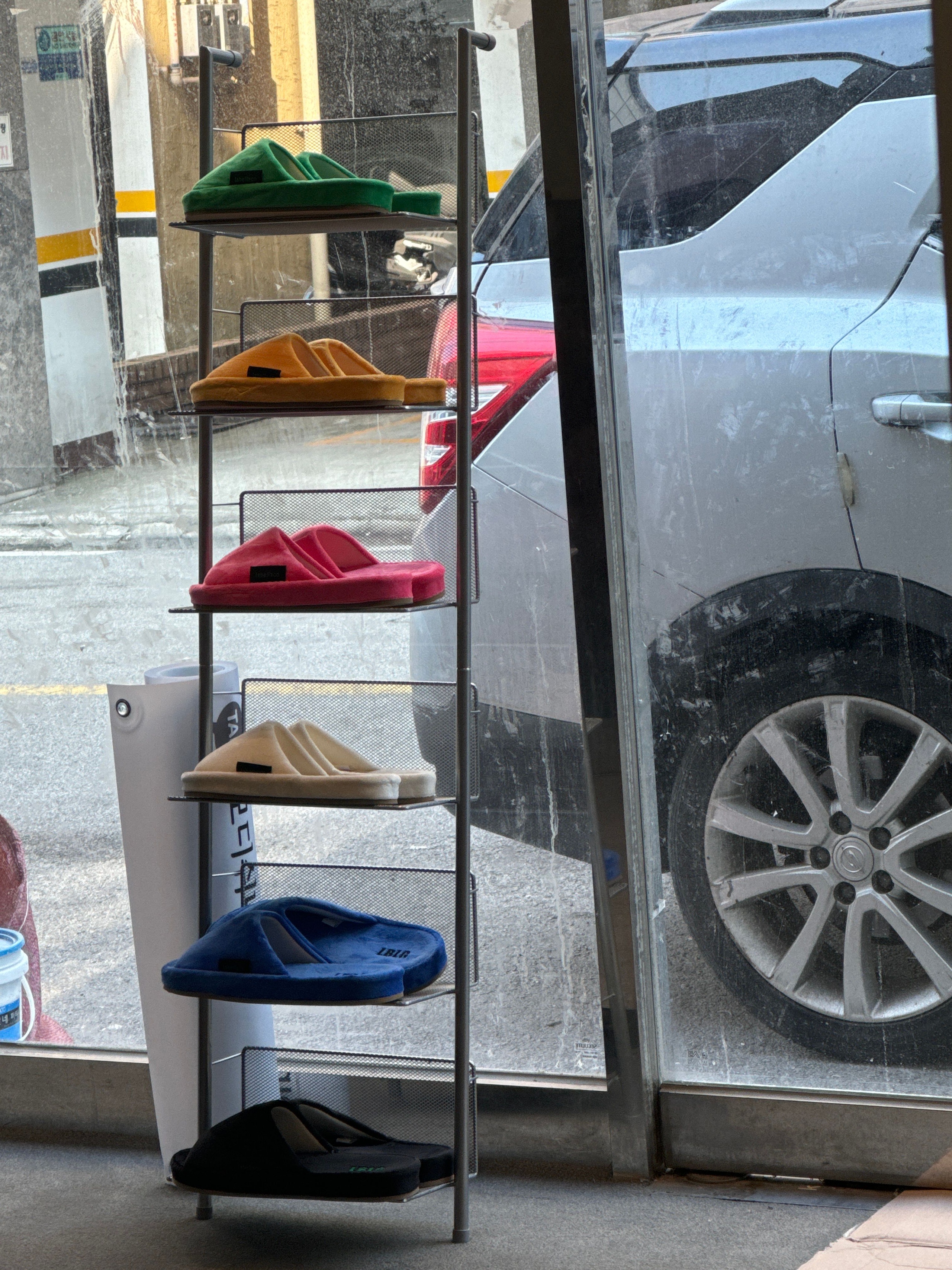 Rollin Velvet Room Slippers user photo