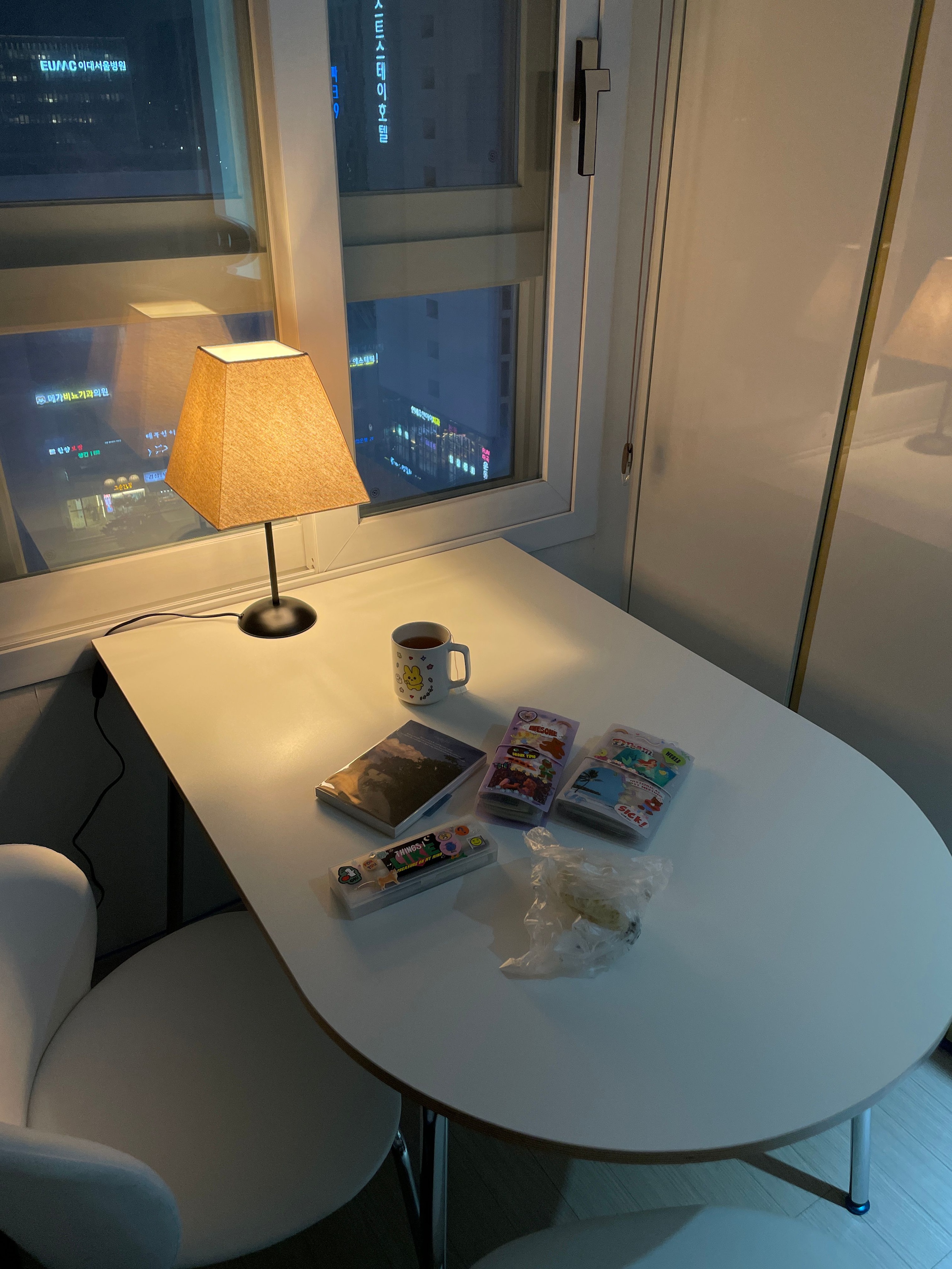 Chrome Half-Oval Mid-Century Table user photo