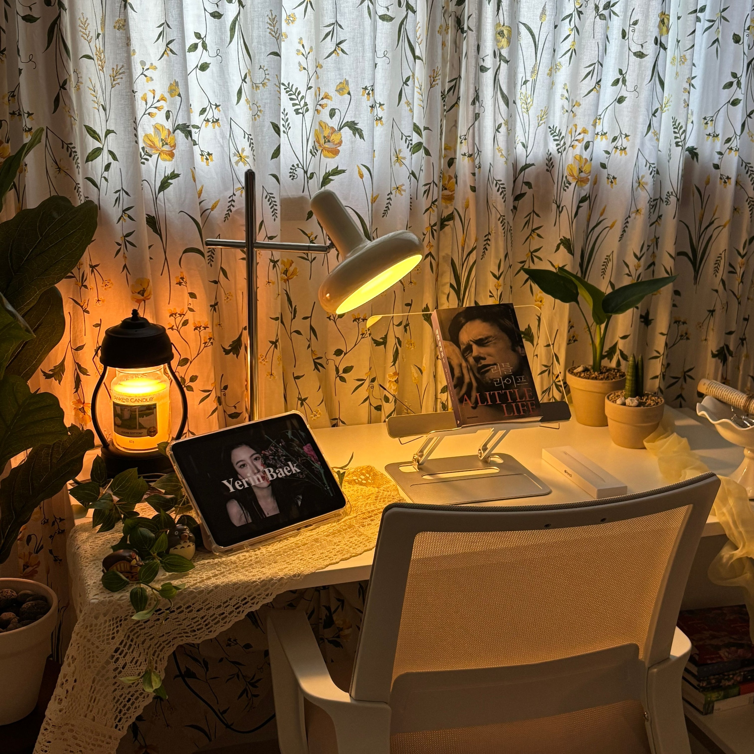 Glow Table Lamp user photo