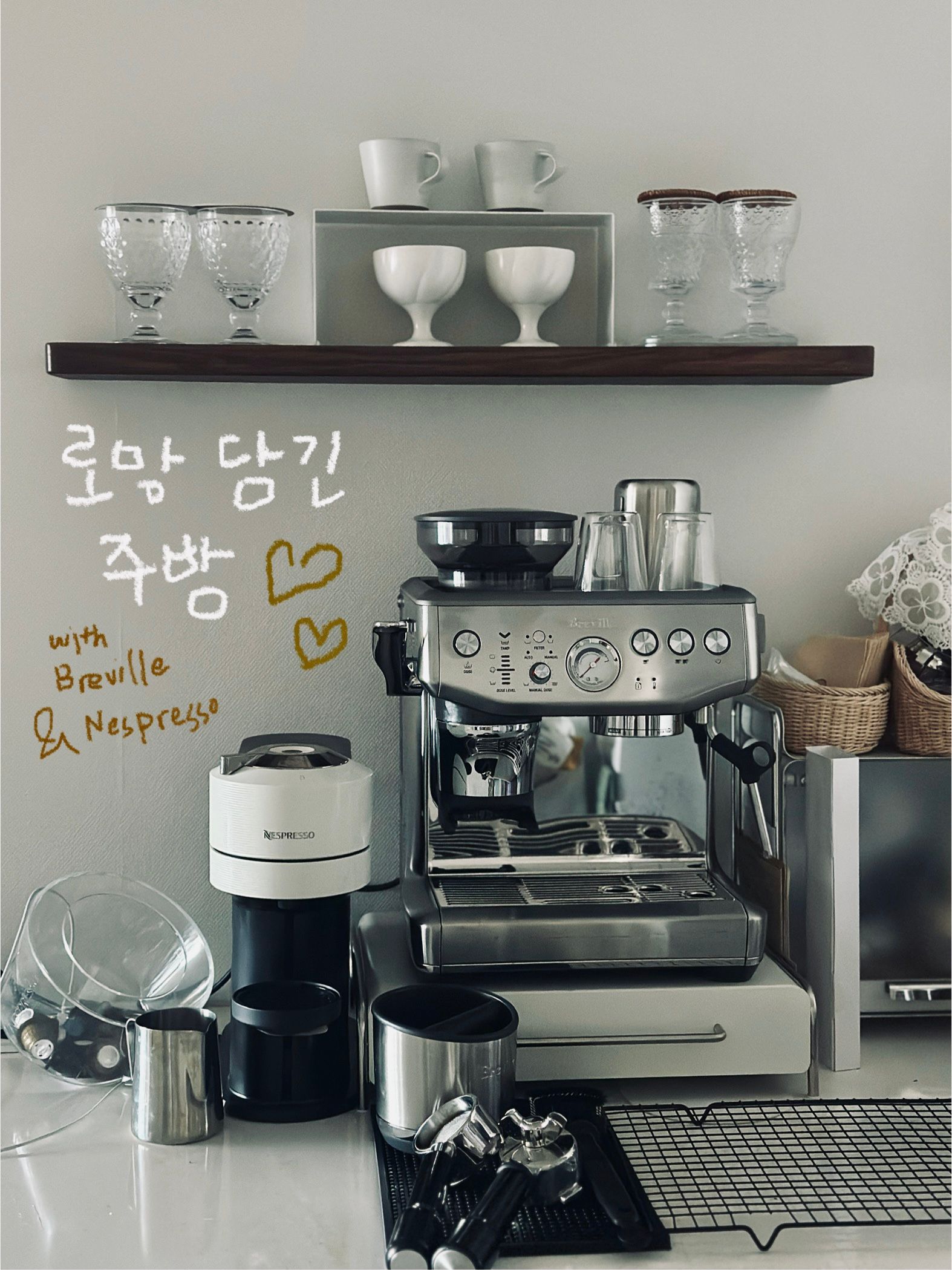 White Sliding Door Metal Storage Cabinet user photo