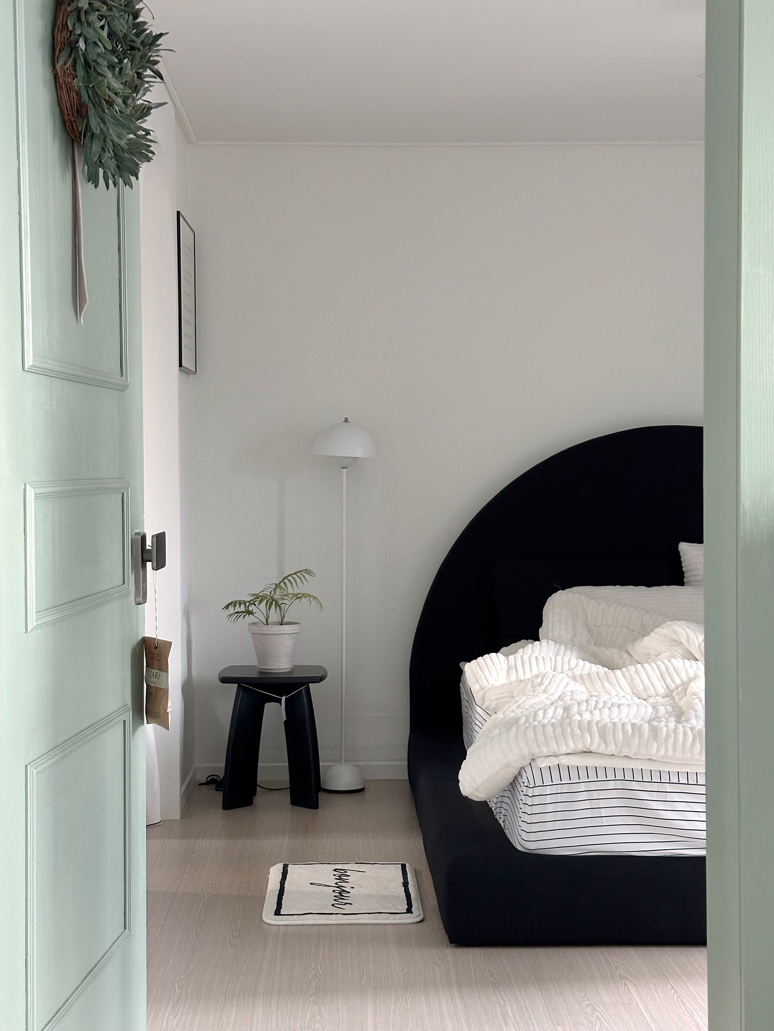 Classic Stripe Mattress Fitted Sheet user photo