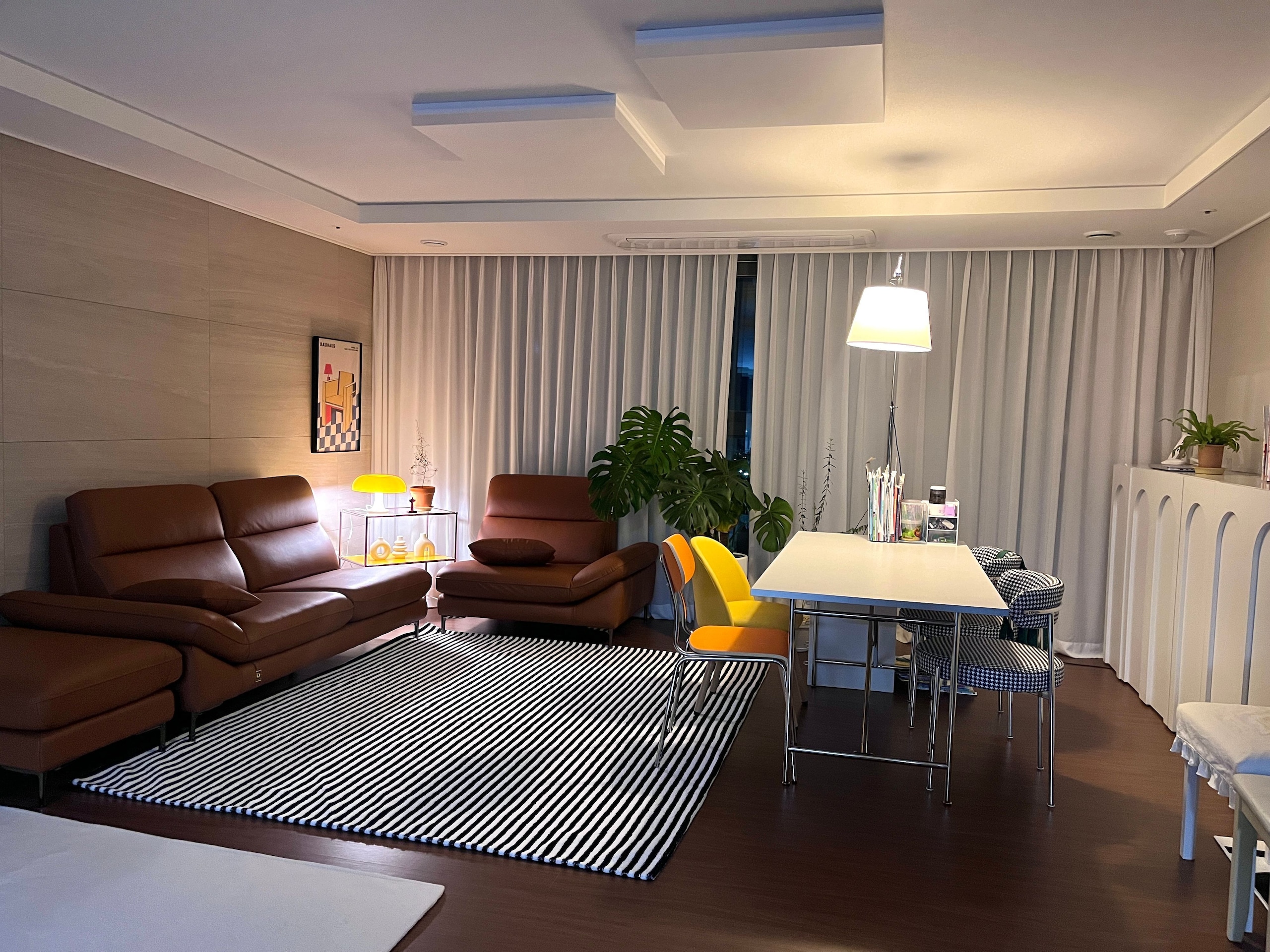 Flow Line Dining Chair user photo