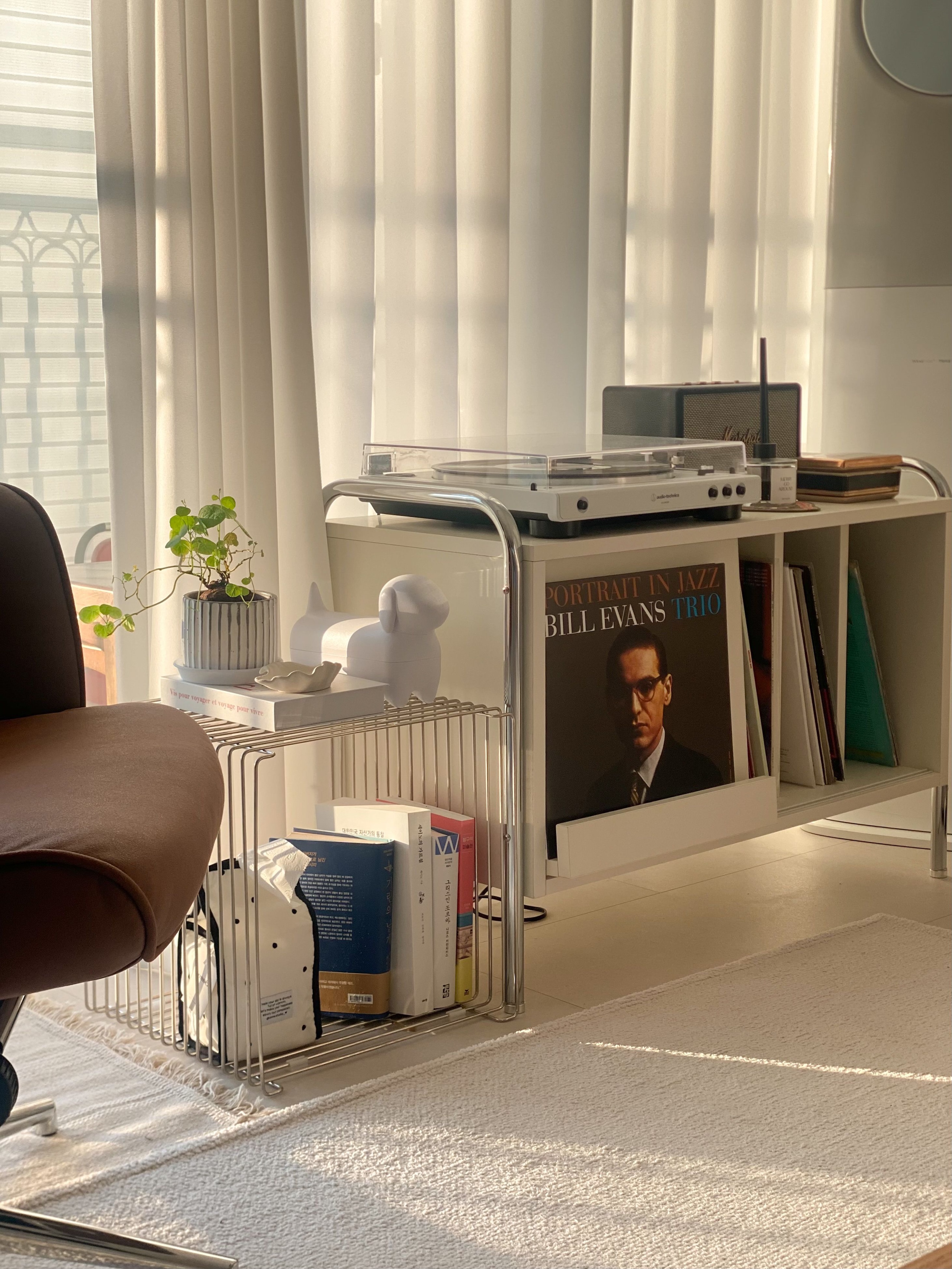Open Wire Cube Table user photo