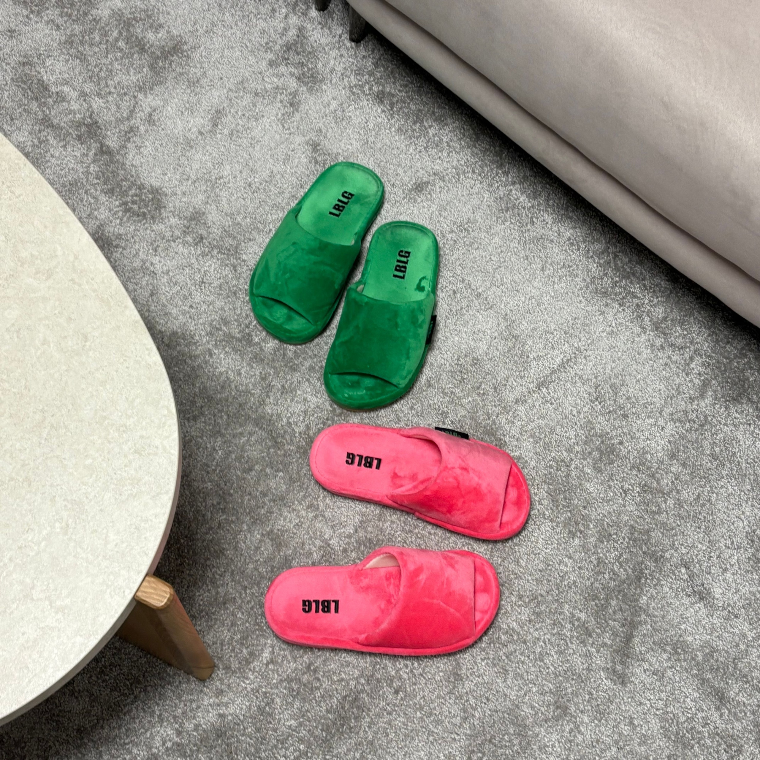 Rollin Velvet Room Slippers user photo