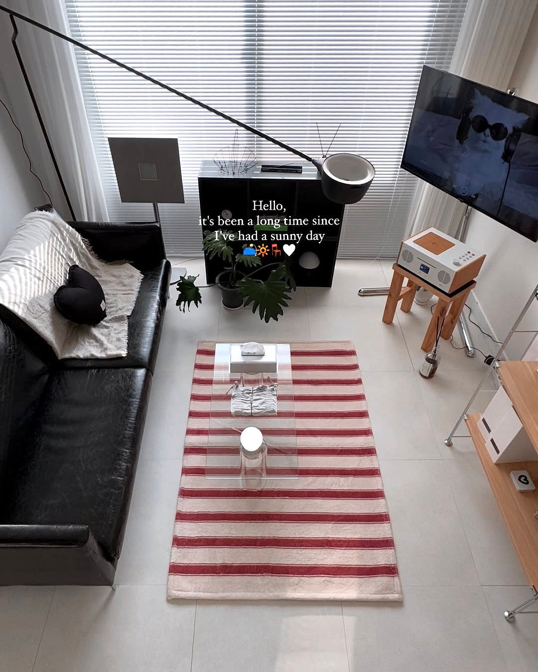Red Stripe Pattern Rug user photo