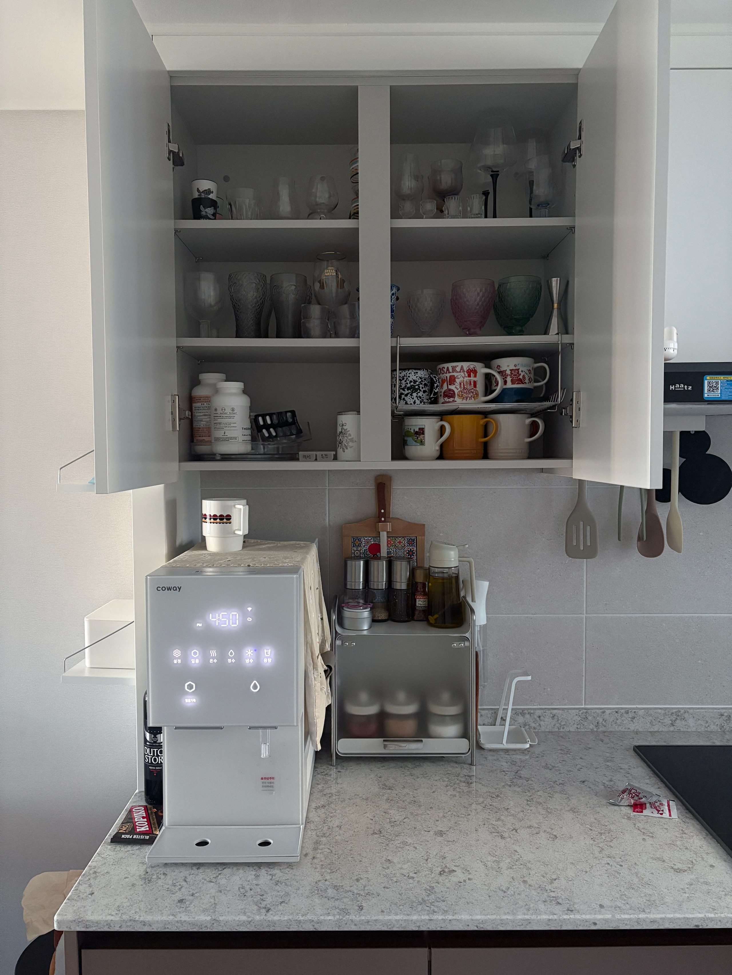 White Sliding Door Metal Storage Cabinet user photo