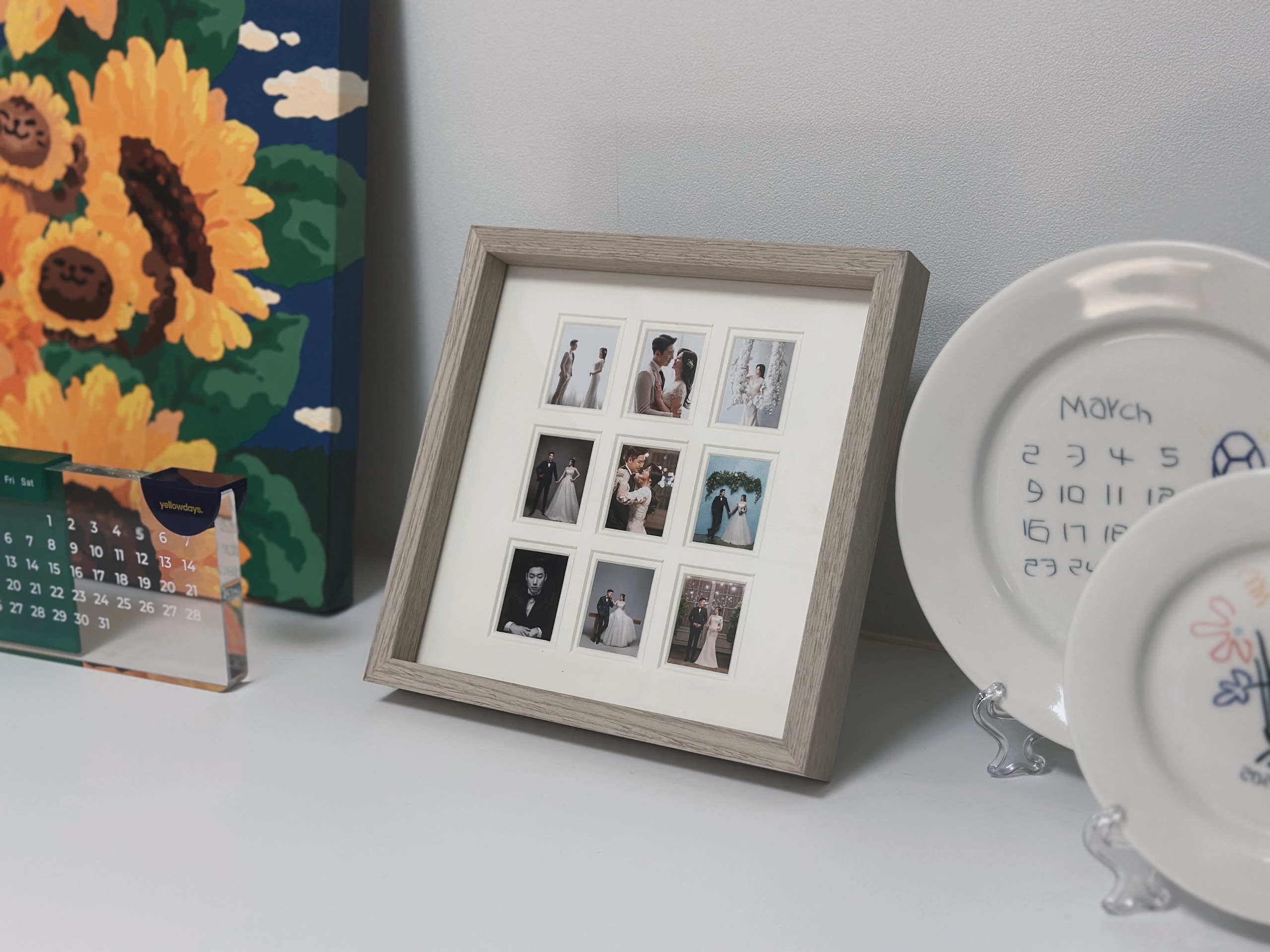 Retro Yellow Acrylic Desk Calendar user photo