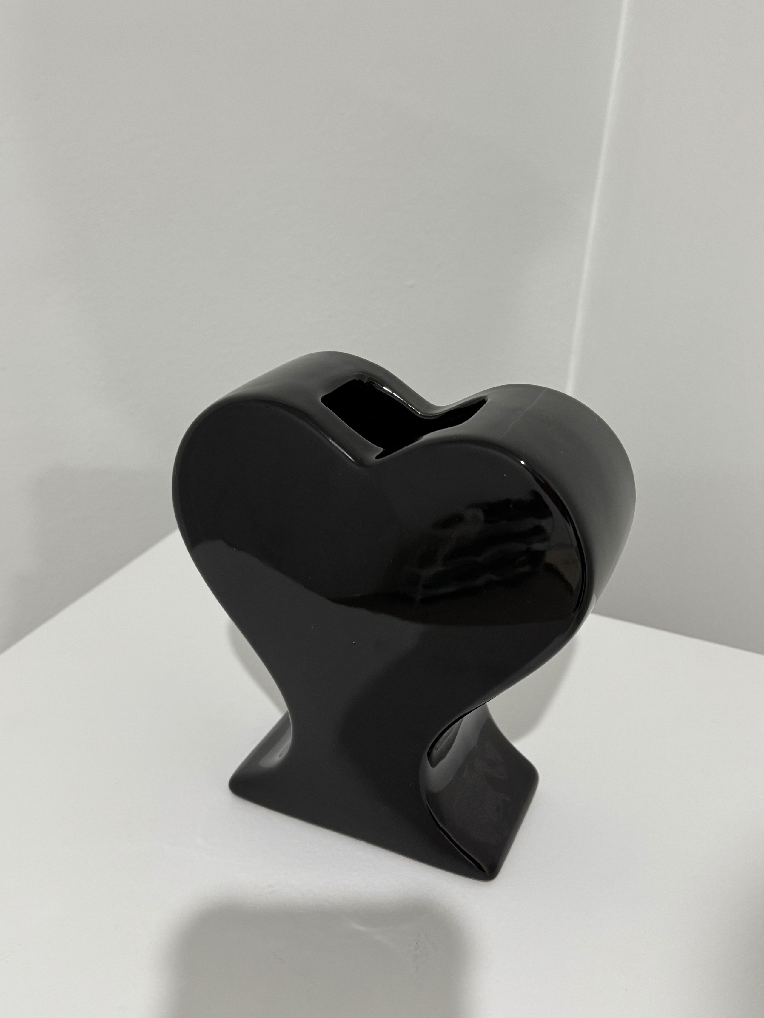 Heart Shaped Ceramic Vase user photo