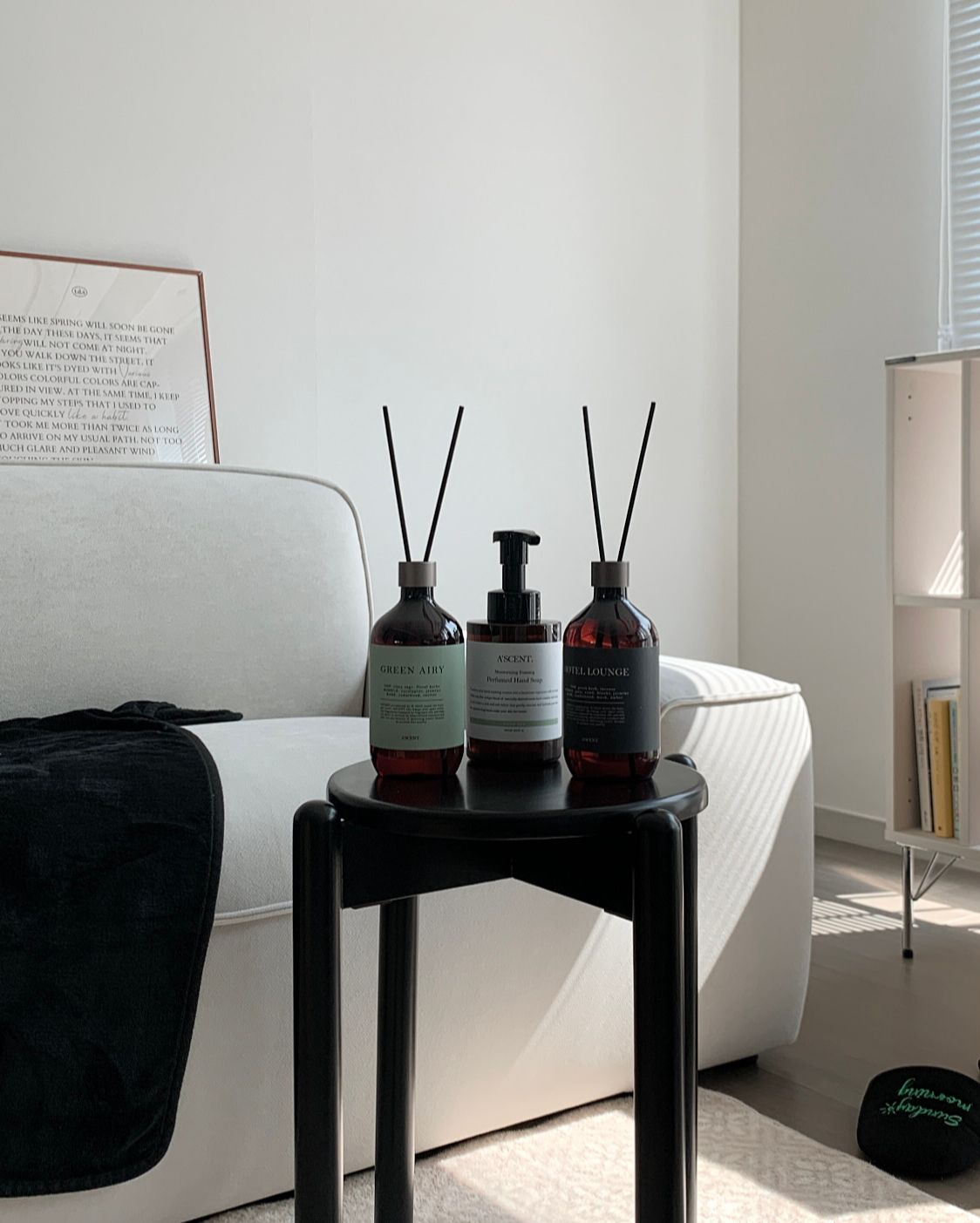 Soft Velvet Home Slippers - Set of 2 user photo