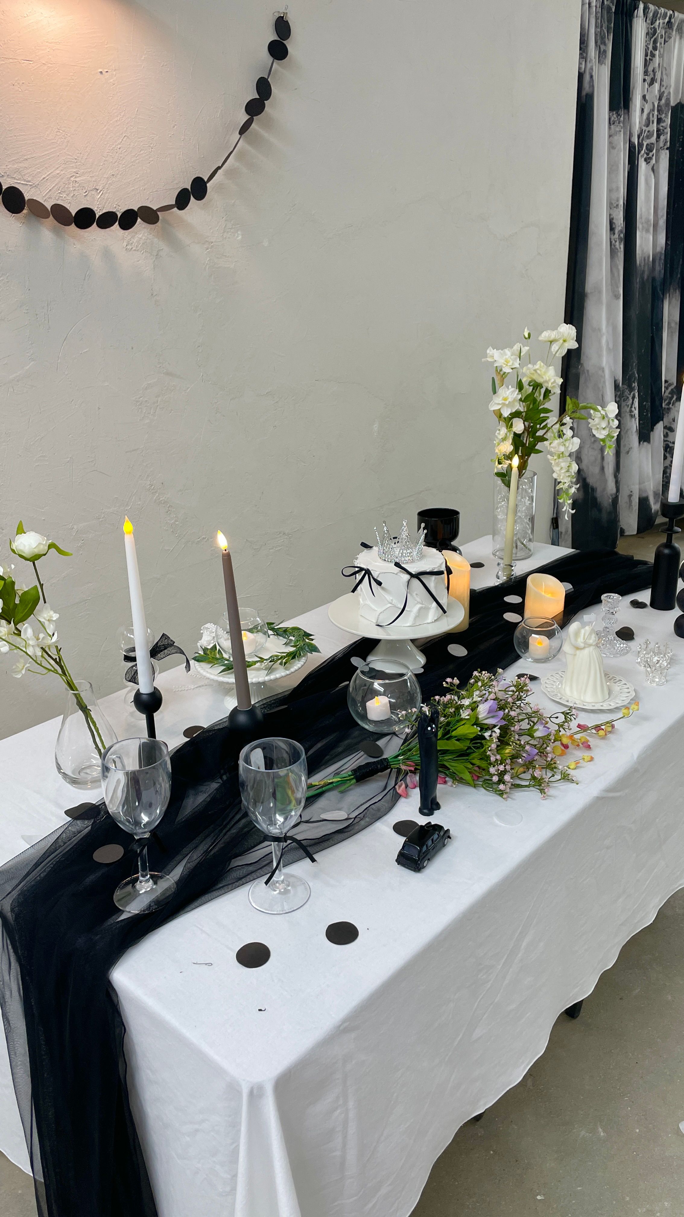 Stretchy Cat Object Candle user photo