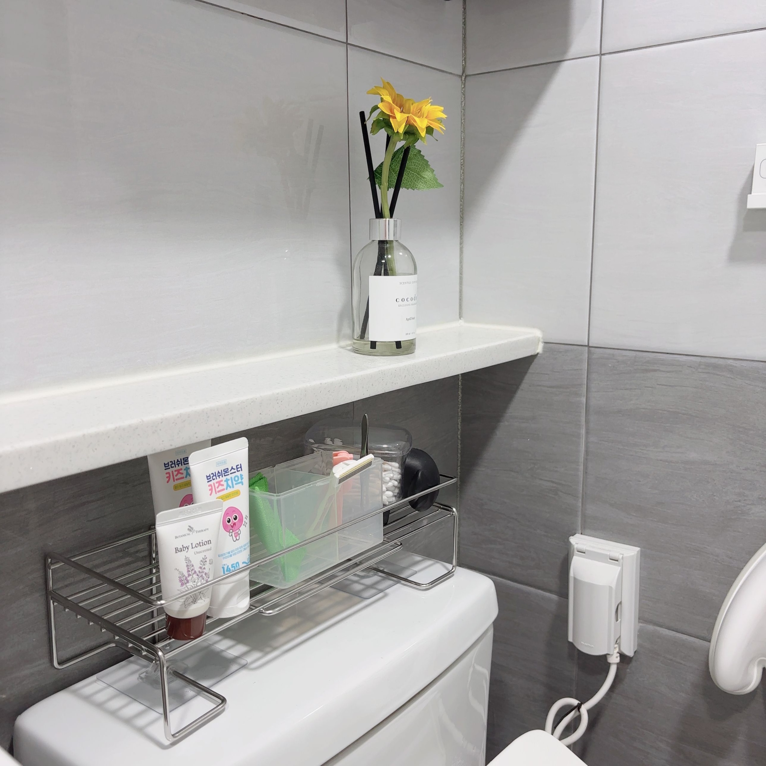 Over-Toilet Stainless Storage Shelf user photo