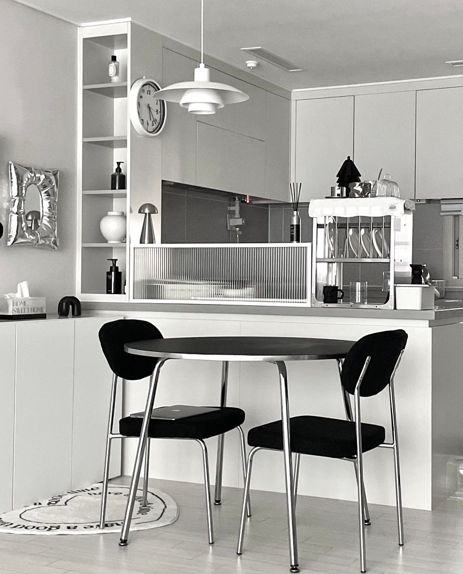 Cone Base Cordless Table Lamp user photo