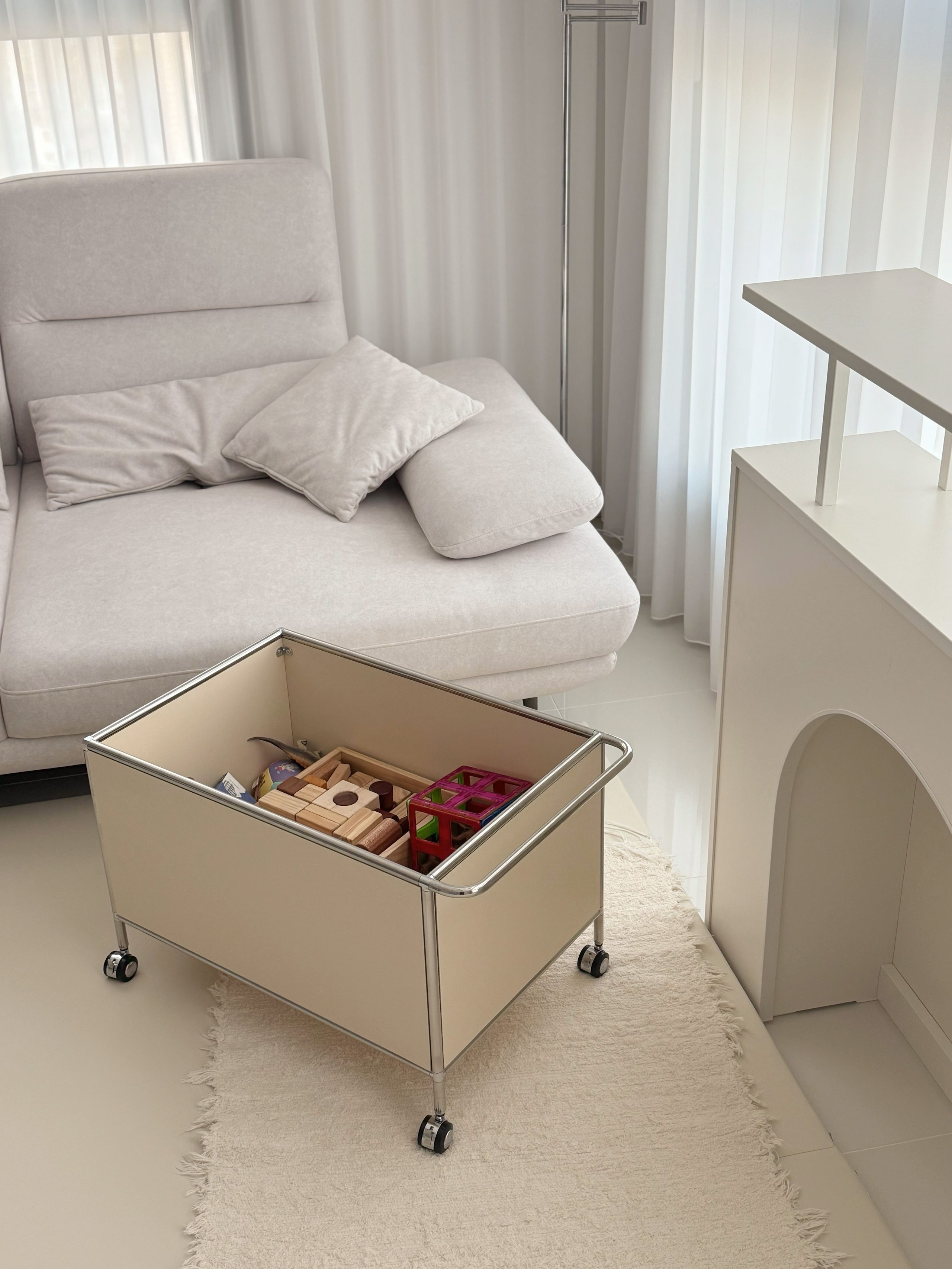 Play Storage Rolling Trolley user photo