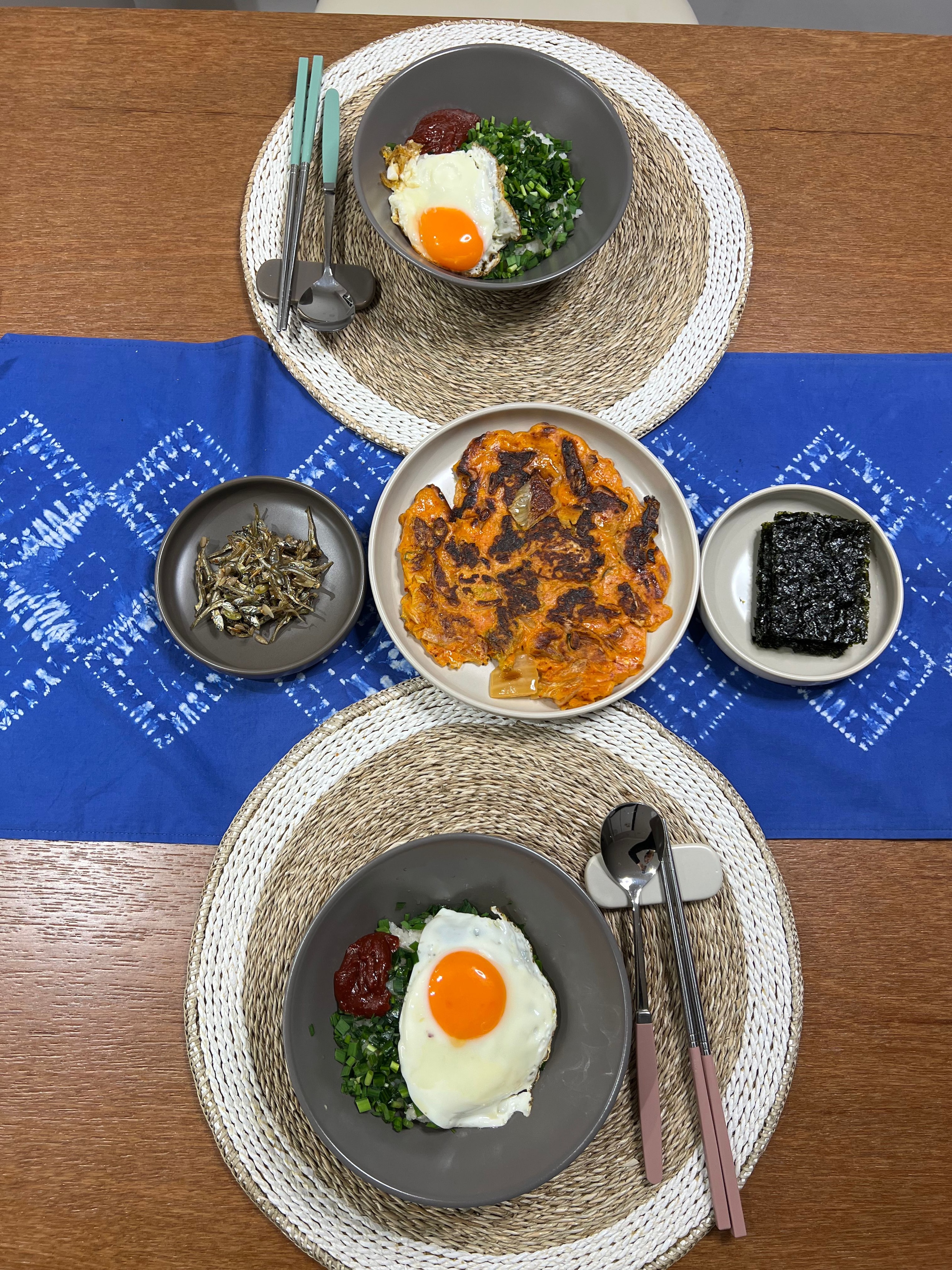 May Dinnerware Set for 2 (14-Piece) user photo