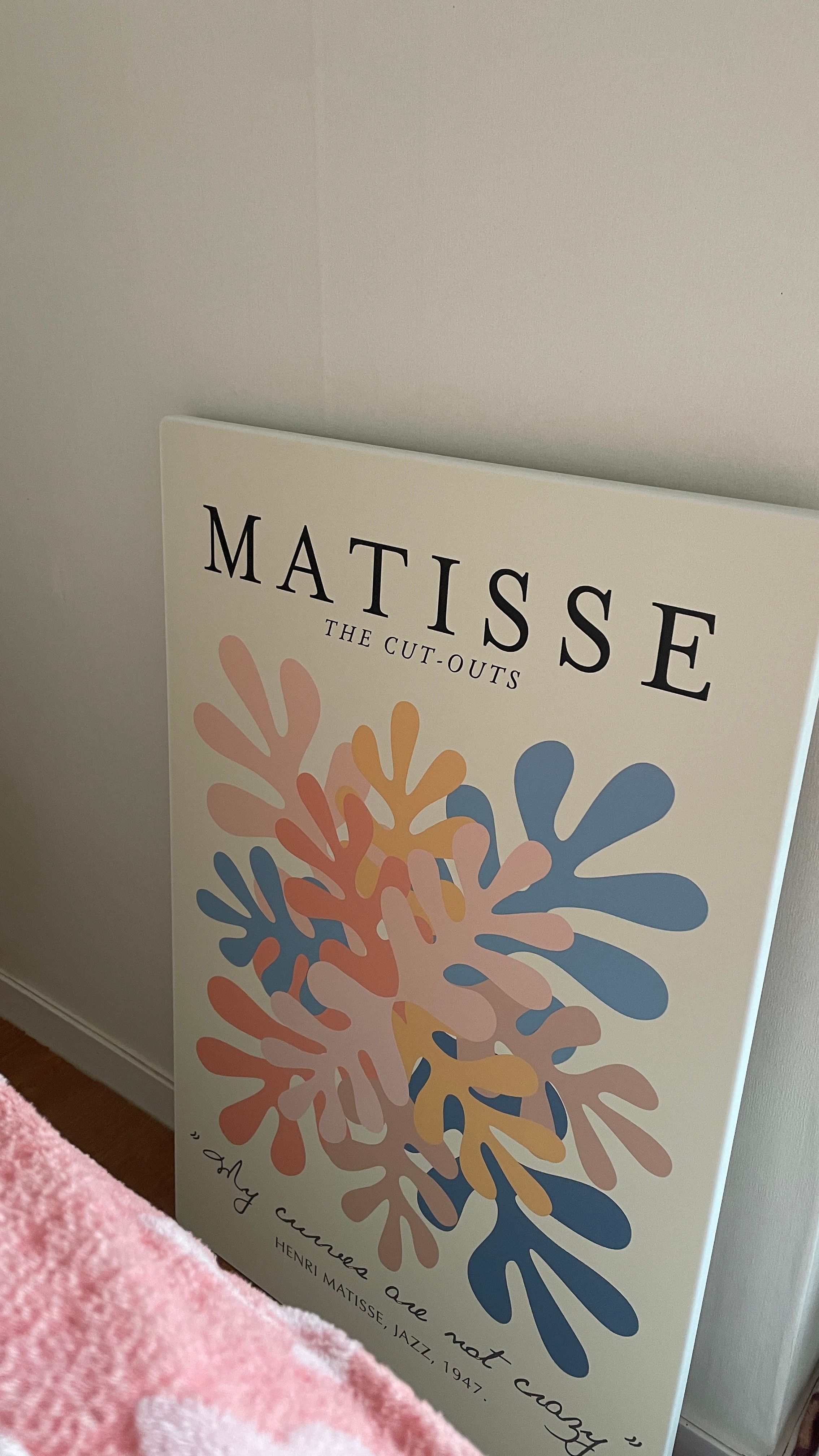 Foldable Henri Matisse Frame Table user photo