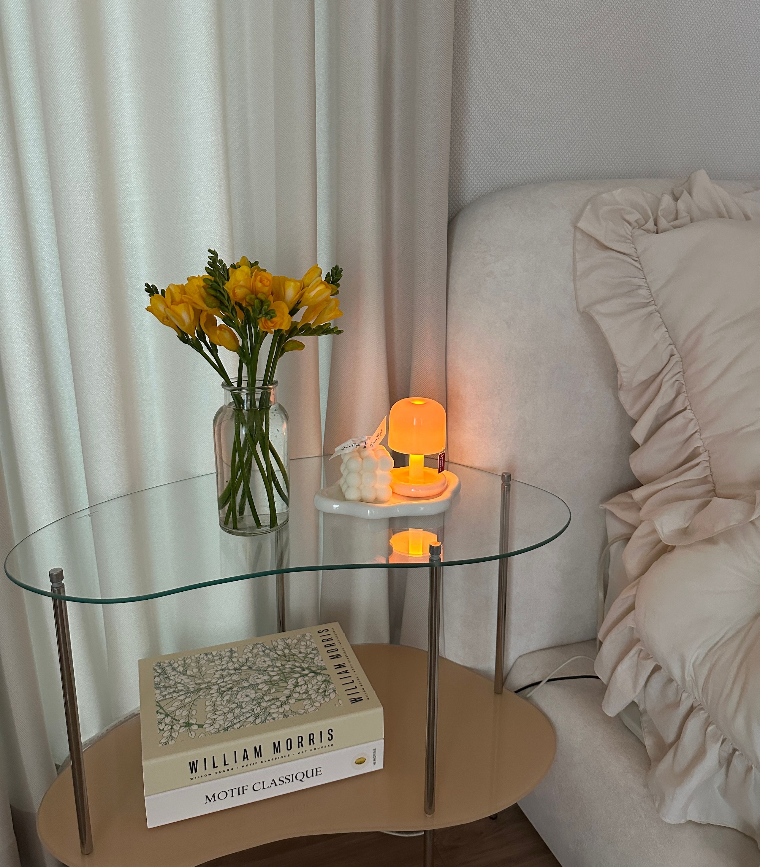 2-Tier Wavy Glass Table user photo