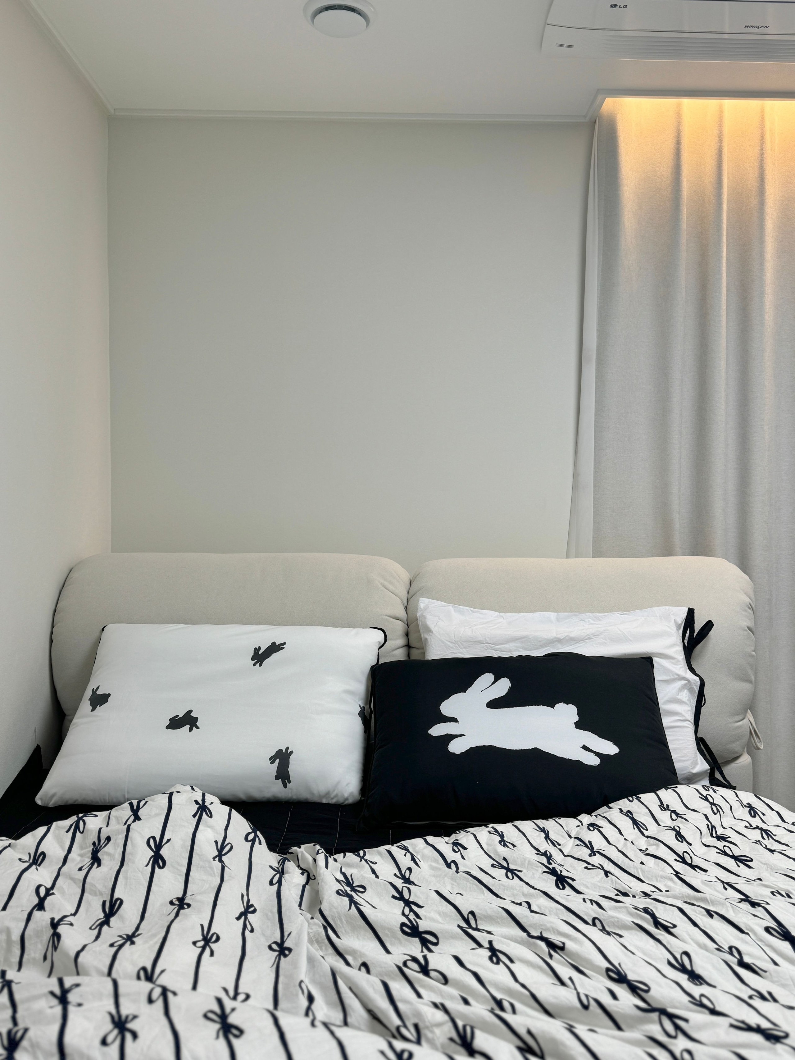 Summer Bunny Cool-Touch Seersucker Comforter Set user photo