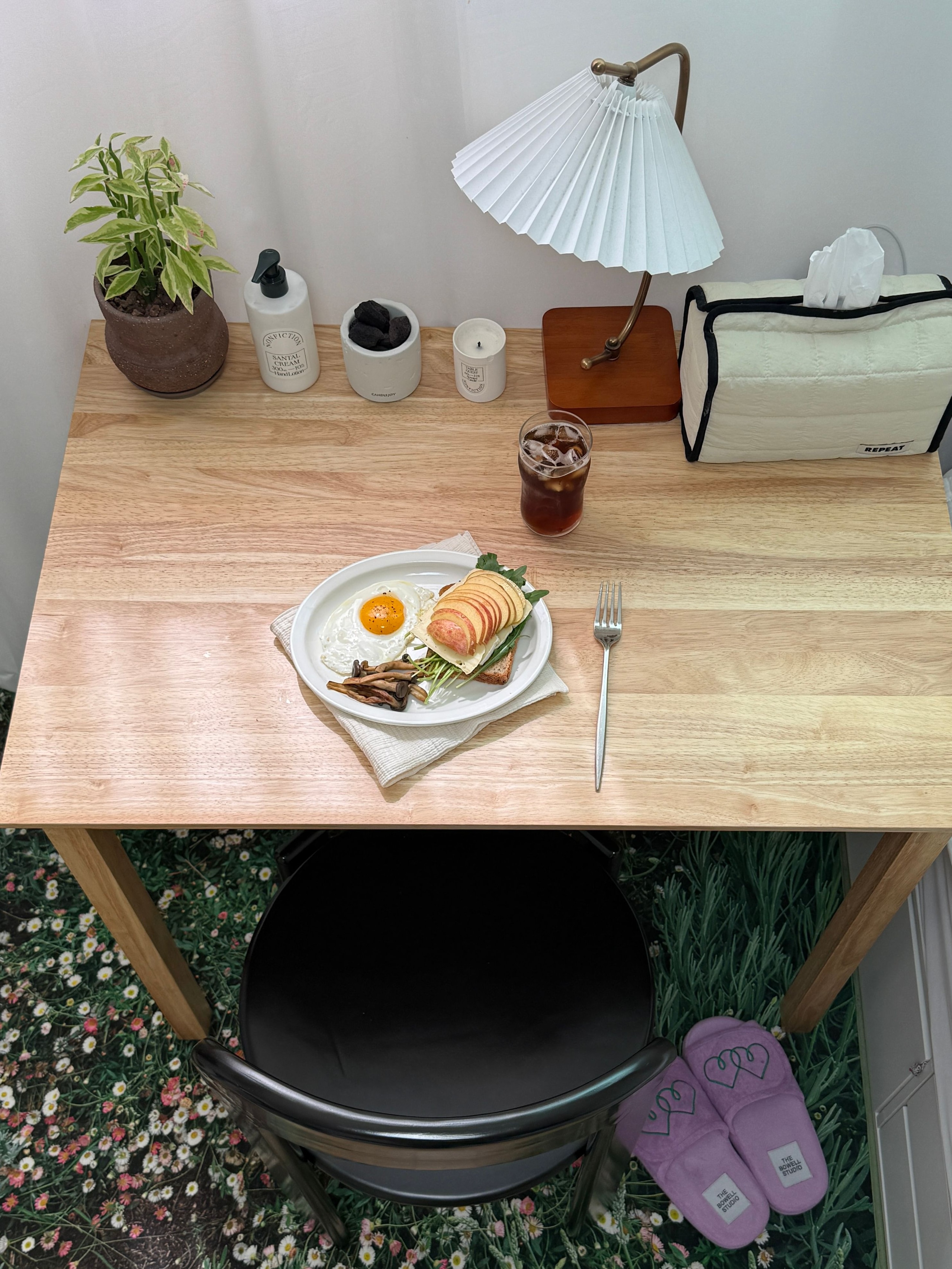 Terry Velcro Memory Foam Cloud Comfort Slippers user photo